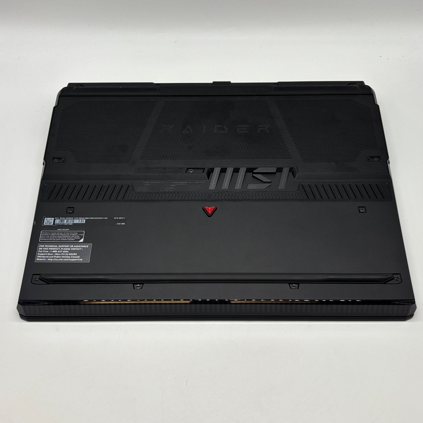 MSI Raider GE68HX MS-15M2 16" i9-13950HX 64GB RAM 2TB SSD GeForce RTX 4060