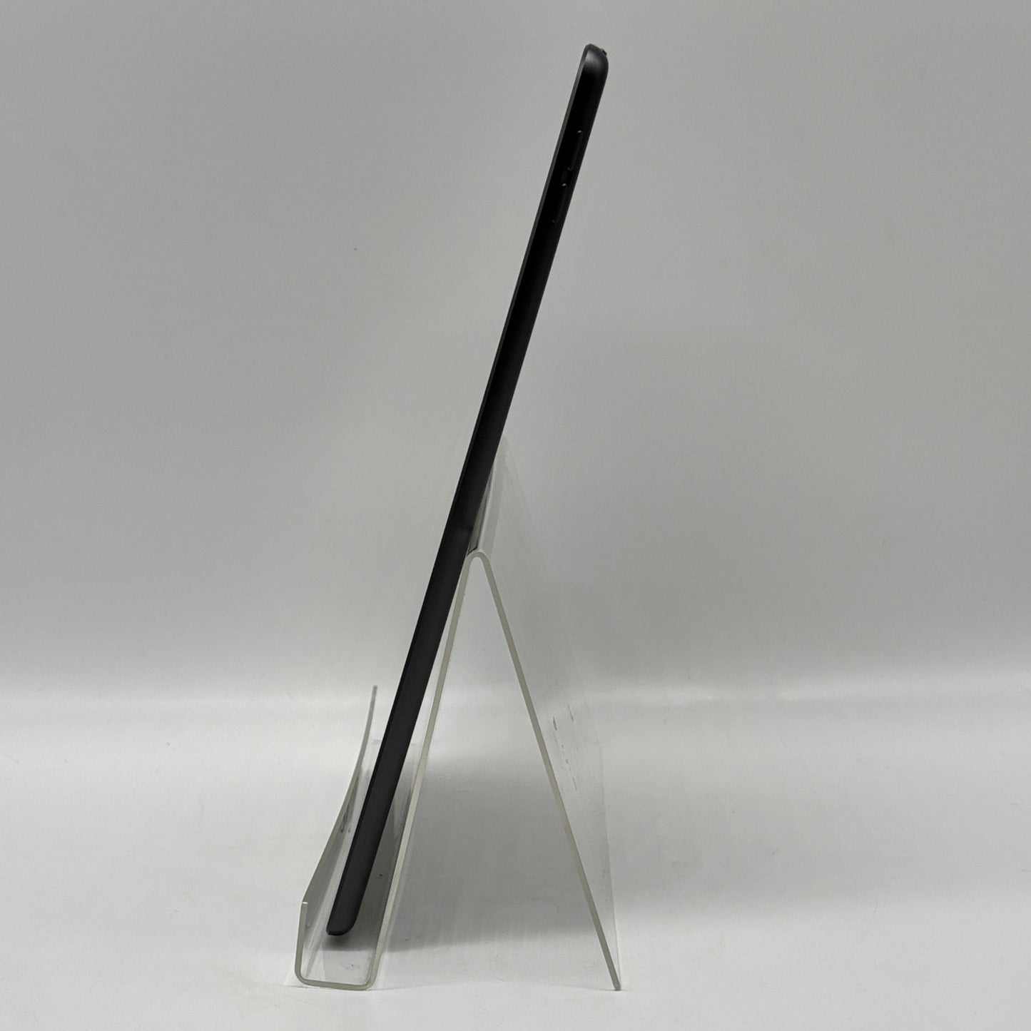 WiFi Only Apple iPad 8th Gen 32GB Space Gray MYLU2LL/A