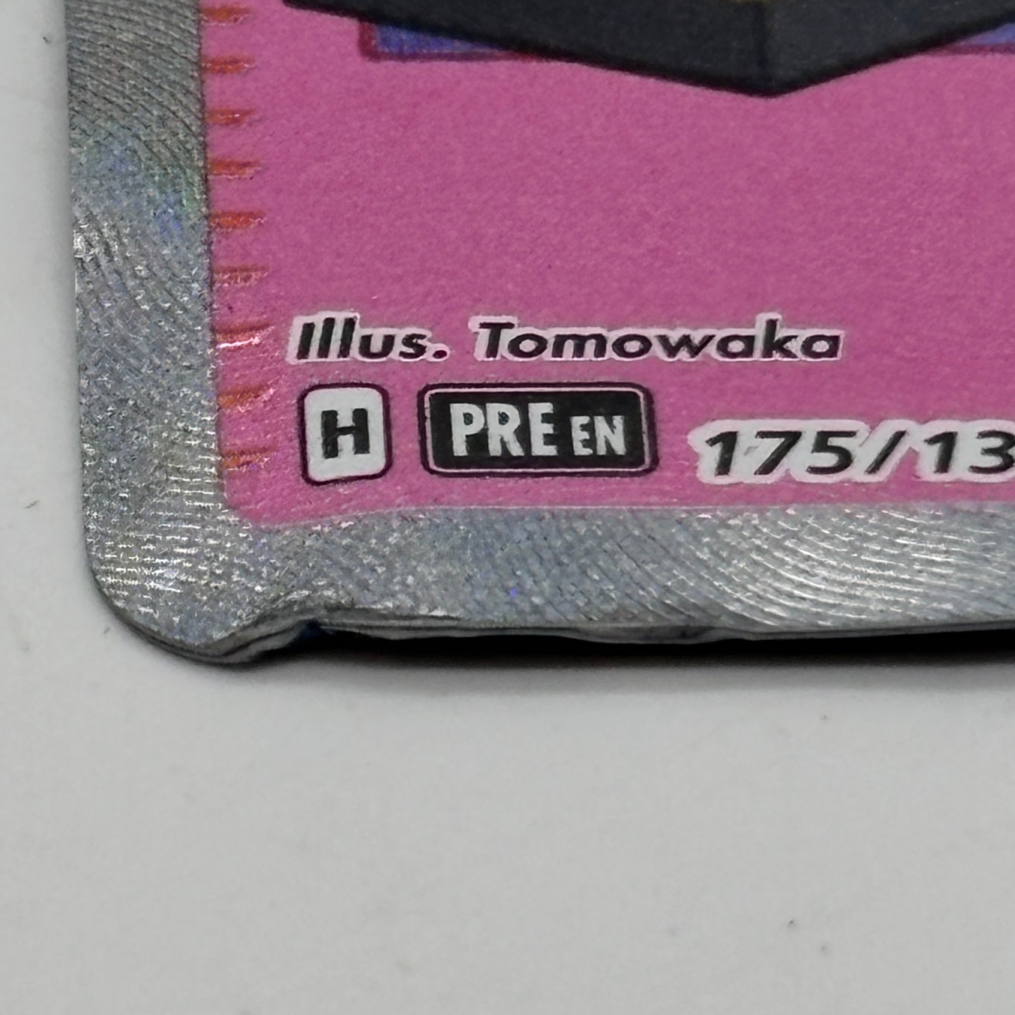 Pokémon TCG Prismatic Evolutions Lacey 175/131 Holo Textured English