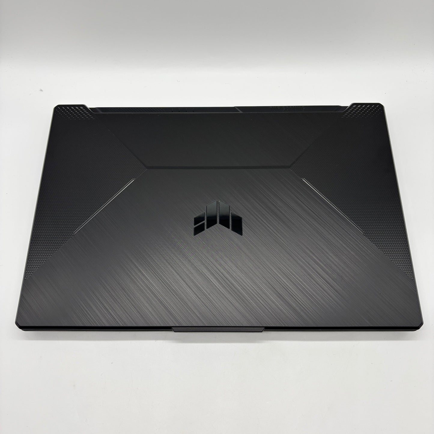 ASUS TUF Gaming A17 FA706N 17.3" Ryzen 7 8GB RAM 512GB SSD GeForce RTX 2050