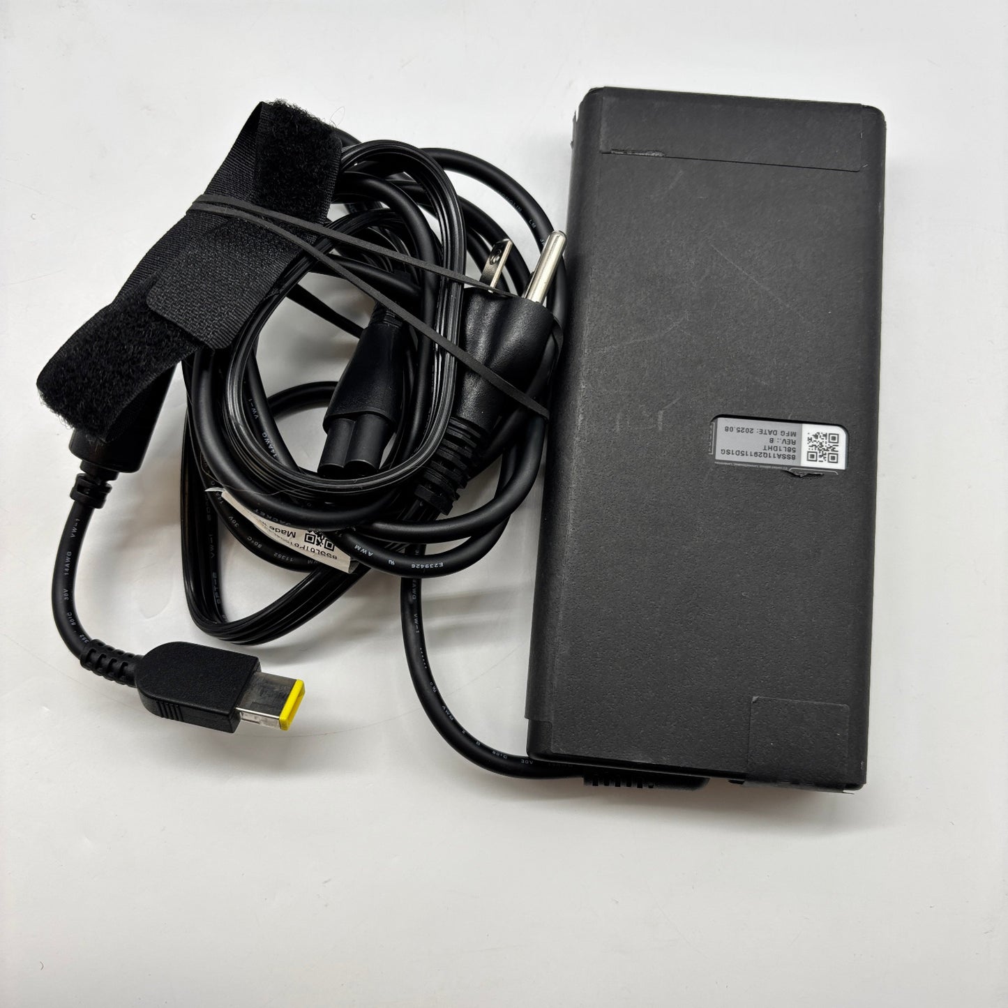 Lenovo LOQ 15IRX10 15.6" i5-13450HX 2.4GHz 16GB RAM 512GB SSD GeForce RTX 5050