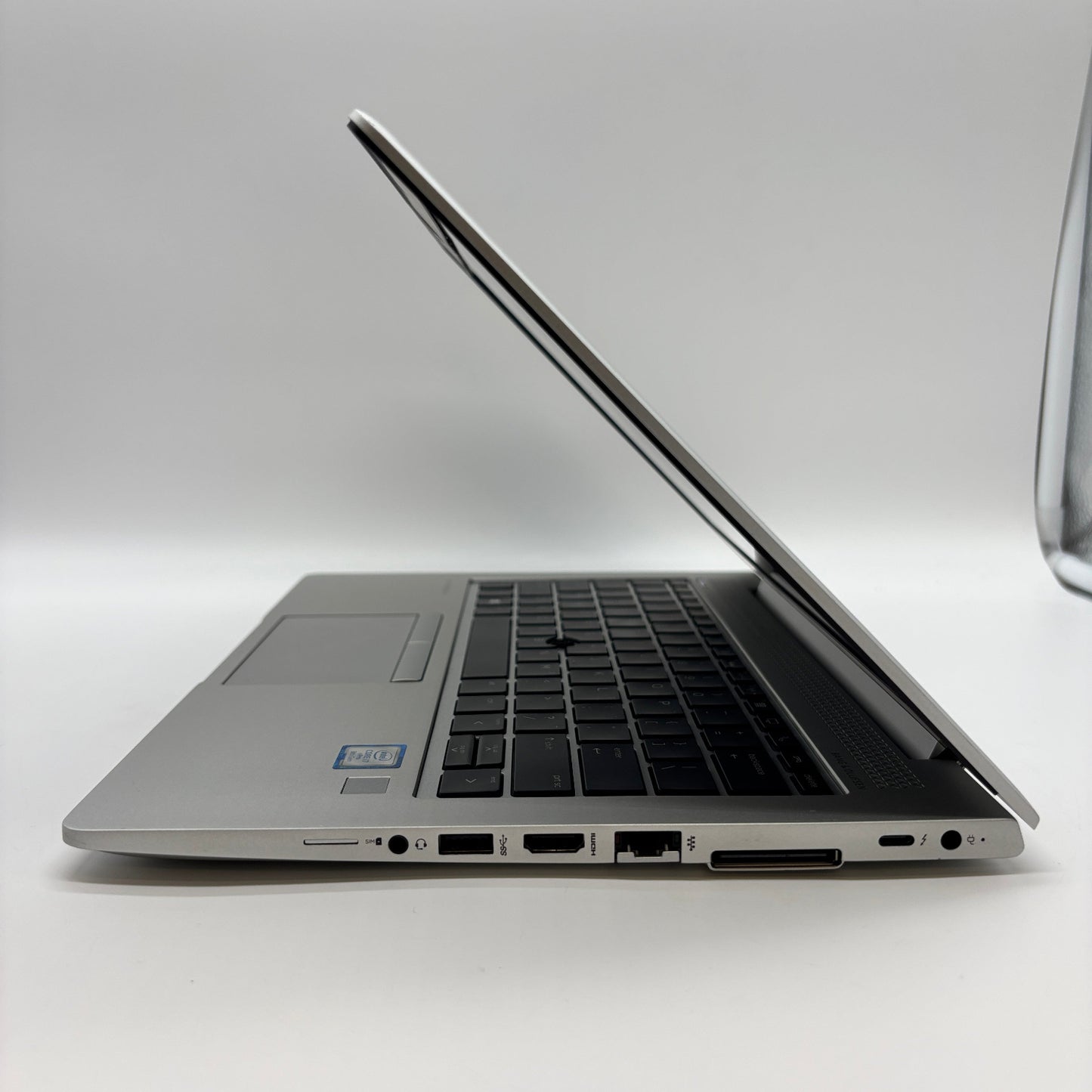 HP Elitebook 830 G6 AX200GNW 13.3" i7-8665U 2.1GHz 16GB RAM 256GB SSD