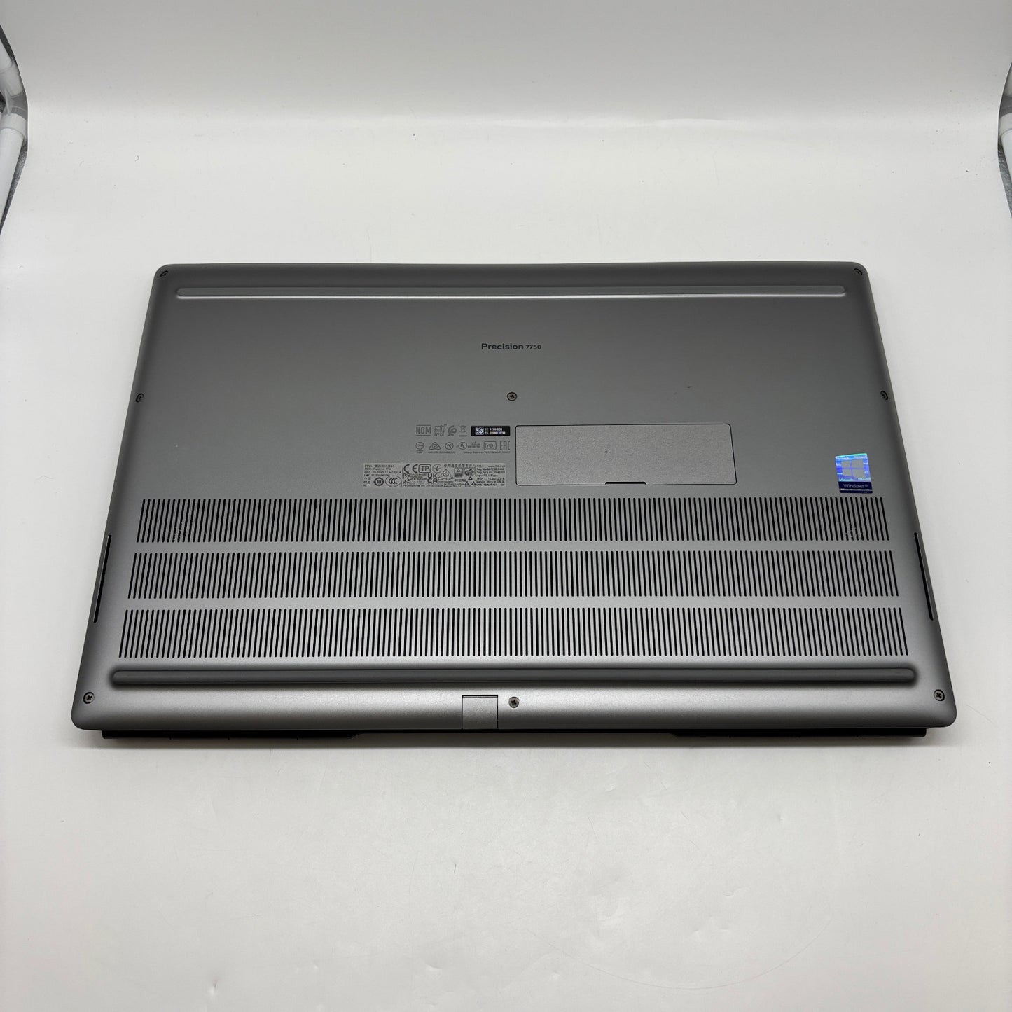 Dell Precision 7750 17.3" i7-10850H 2.3GHz 64GB RAM 1TB SSD RTX 3000