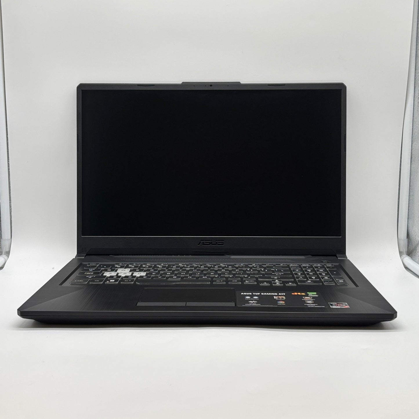 ASUS TUF Gaming A17 FA706N 17.3" Ryzen 7 8GB RAM 512GB SSD GeForce RTX 2050