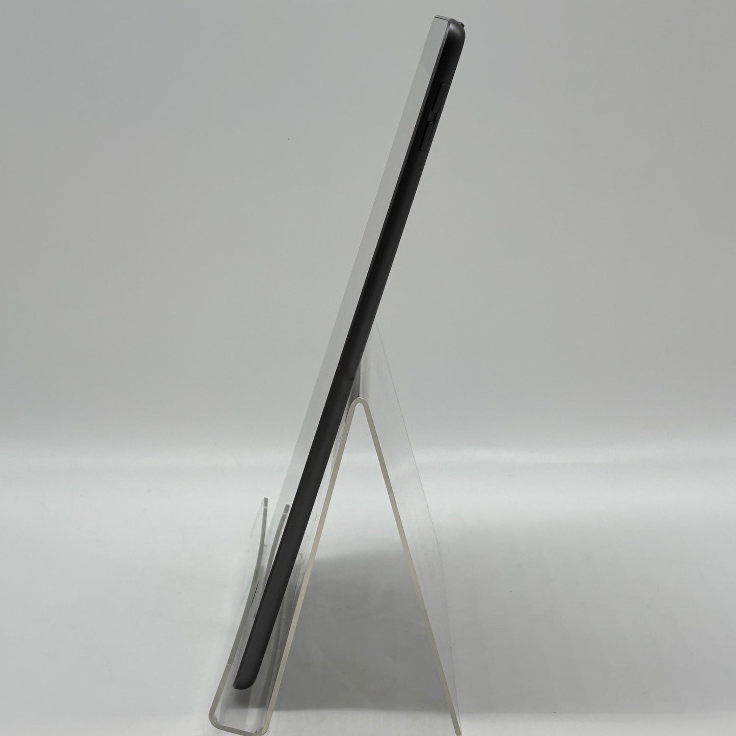 WiFi Only Apple iPad 8th Gen 32GB Space Gray MYLD2LL/A