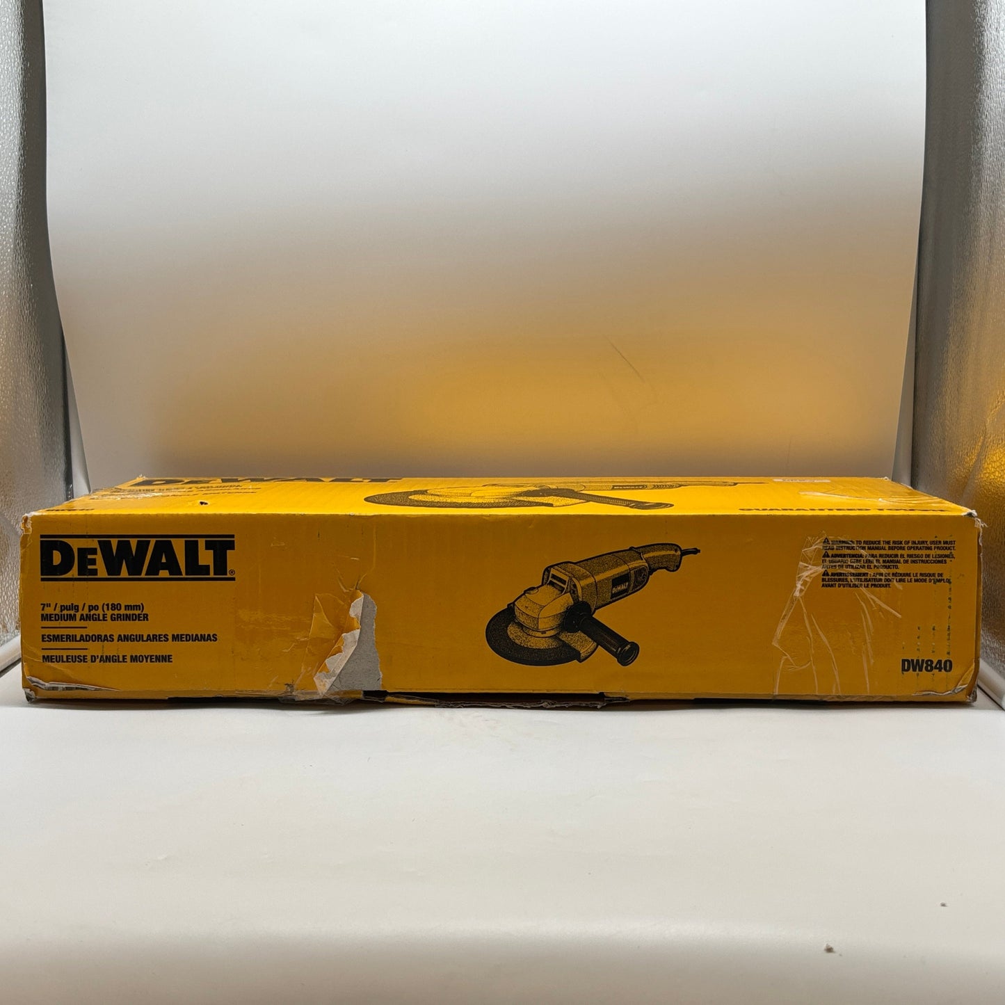 New DeWalt DW840 7" Corded Medium Angle Grinder
