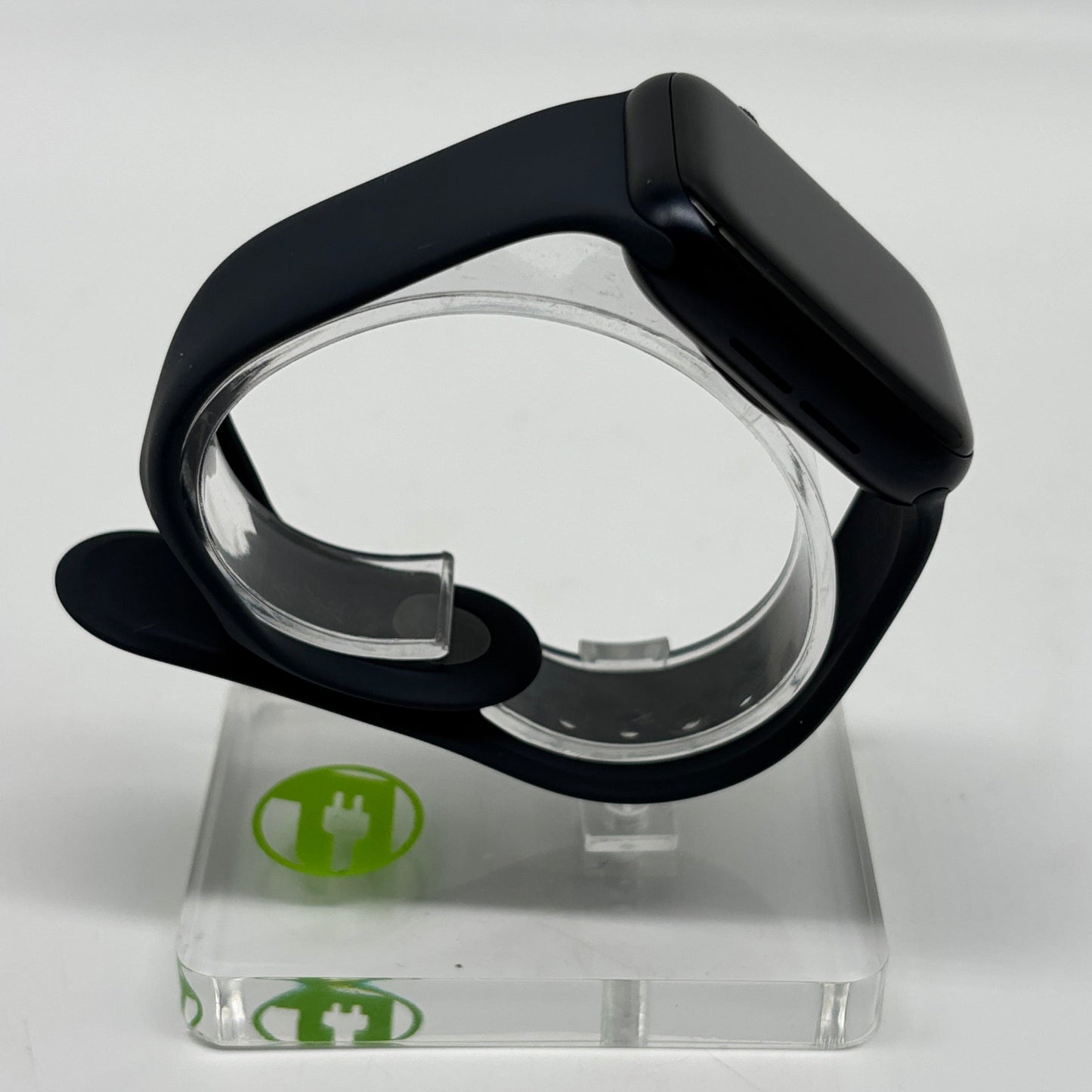 GPS Only Apple Watch SE 3rd Gen 40MM Aluminum Midnight Sport Band MEH94LW/A