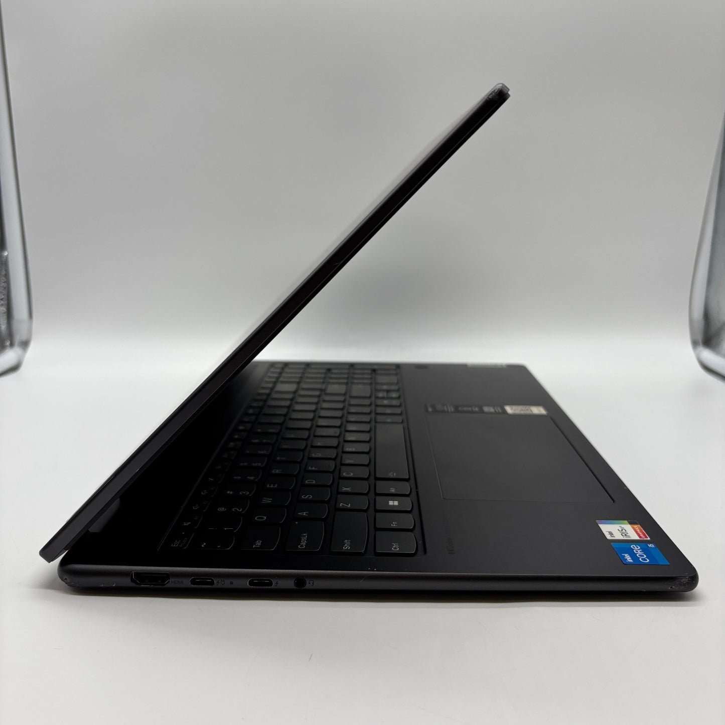 Lenovo Yoga 7 16IRL8 16" i5-1335U 1.3GHz 8GB RAM 512GB SSD