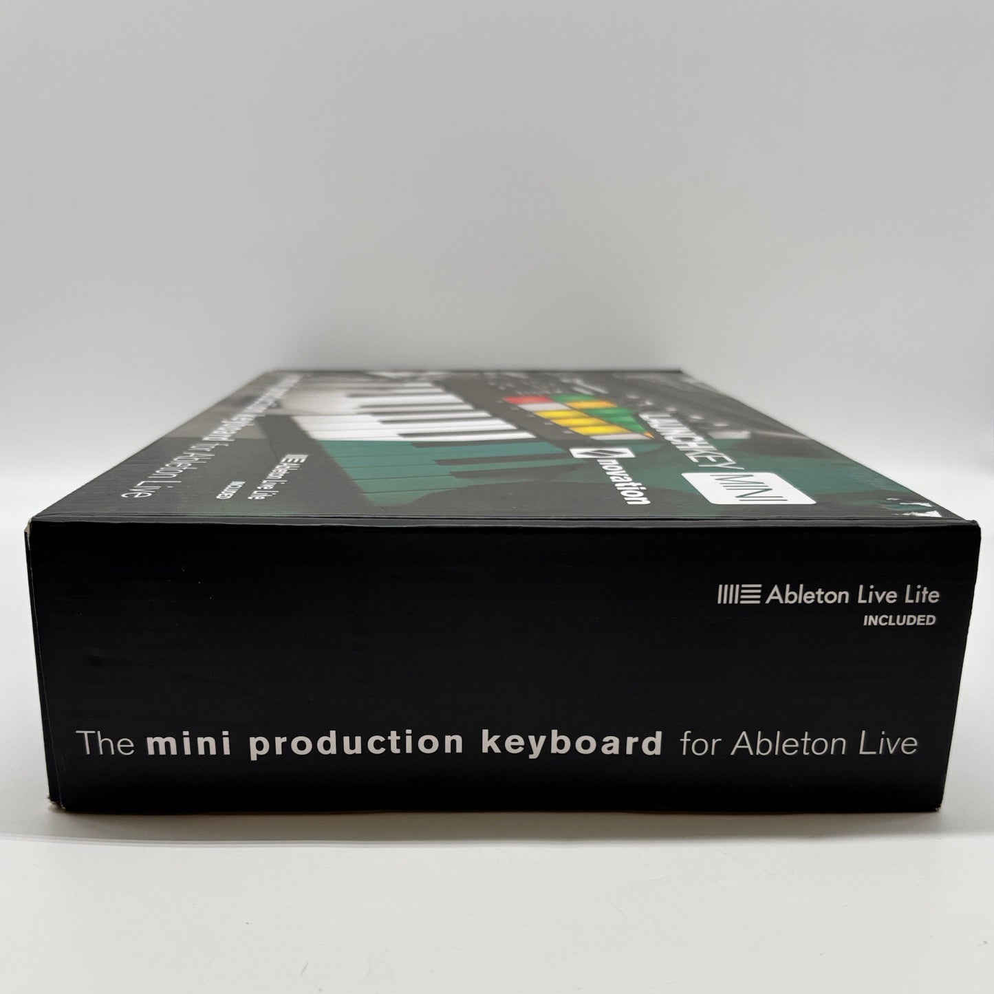 Novation Launchkey MINI MK2 Keyboard Controller NOVLKMIN2