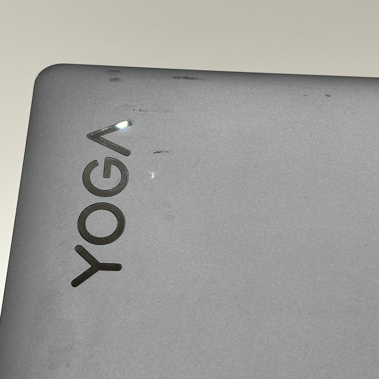 Lenovo Yoga 7 14" i5-1235U 1.3GHz 8GB RAM 512GB SSD