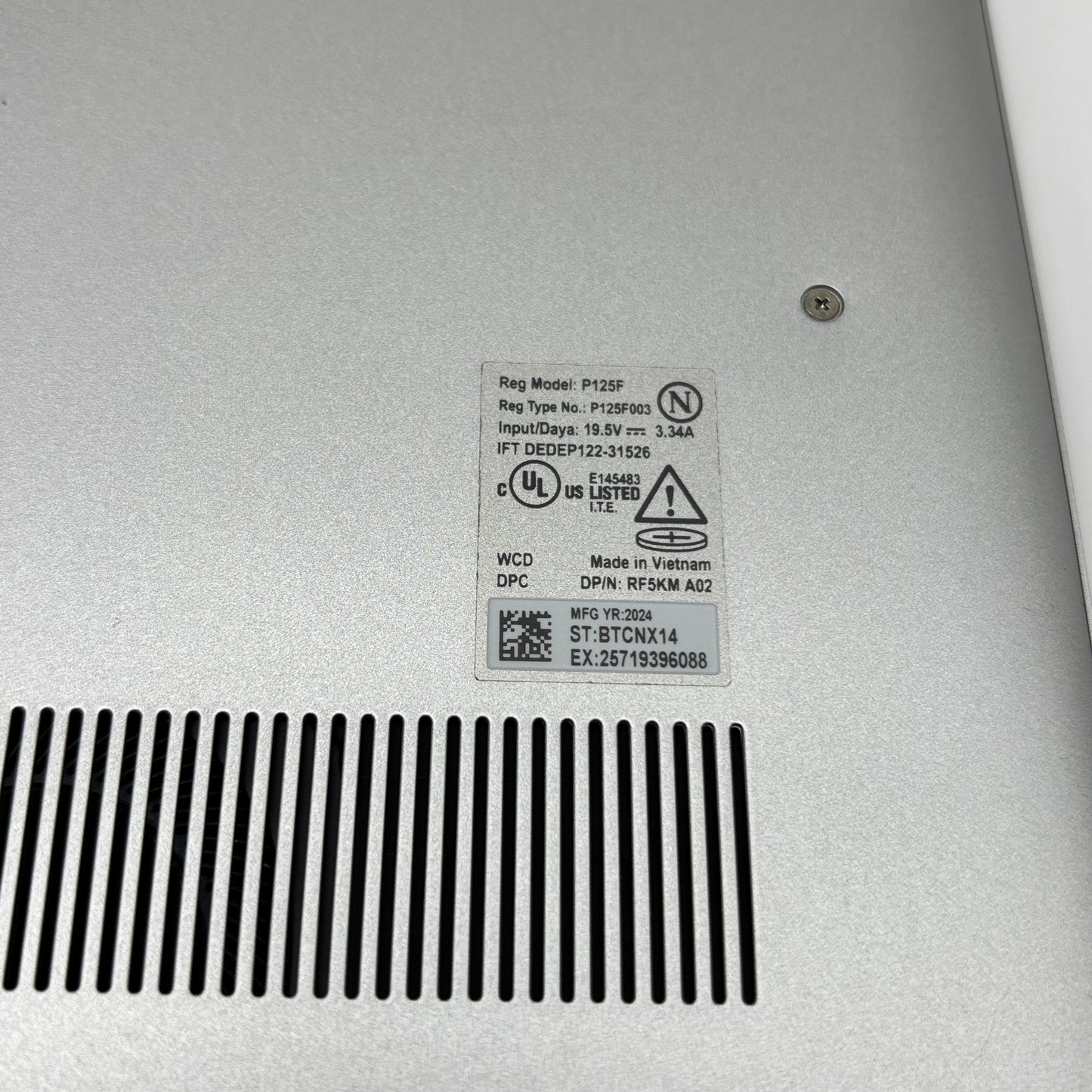 Dell Inspiron 16 5635 16" Ryzen 5 7530U 2.0GHz 8GB RAM 512GB SSD