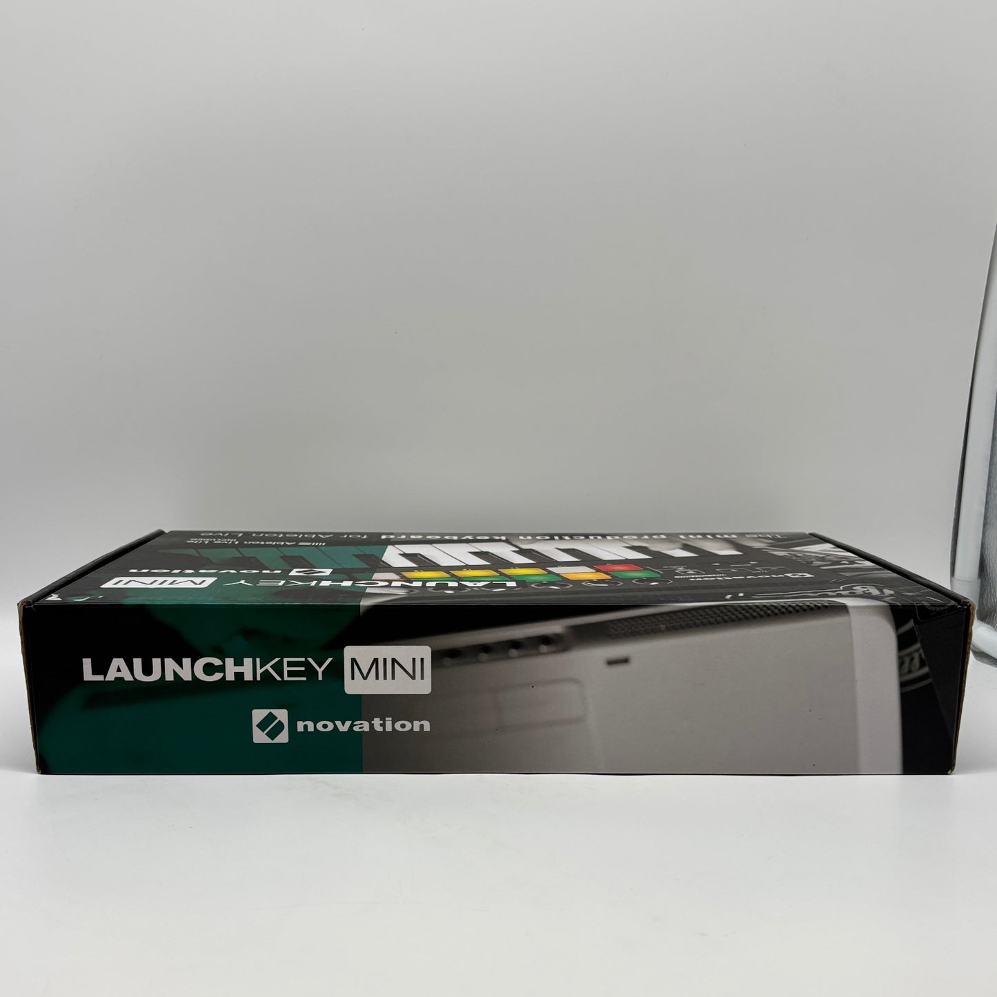 Novation Launchkey MINI MK2 Keyboard Controller NOVLKMIN2
