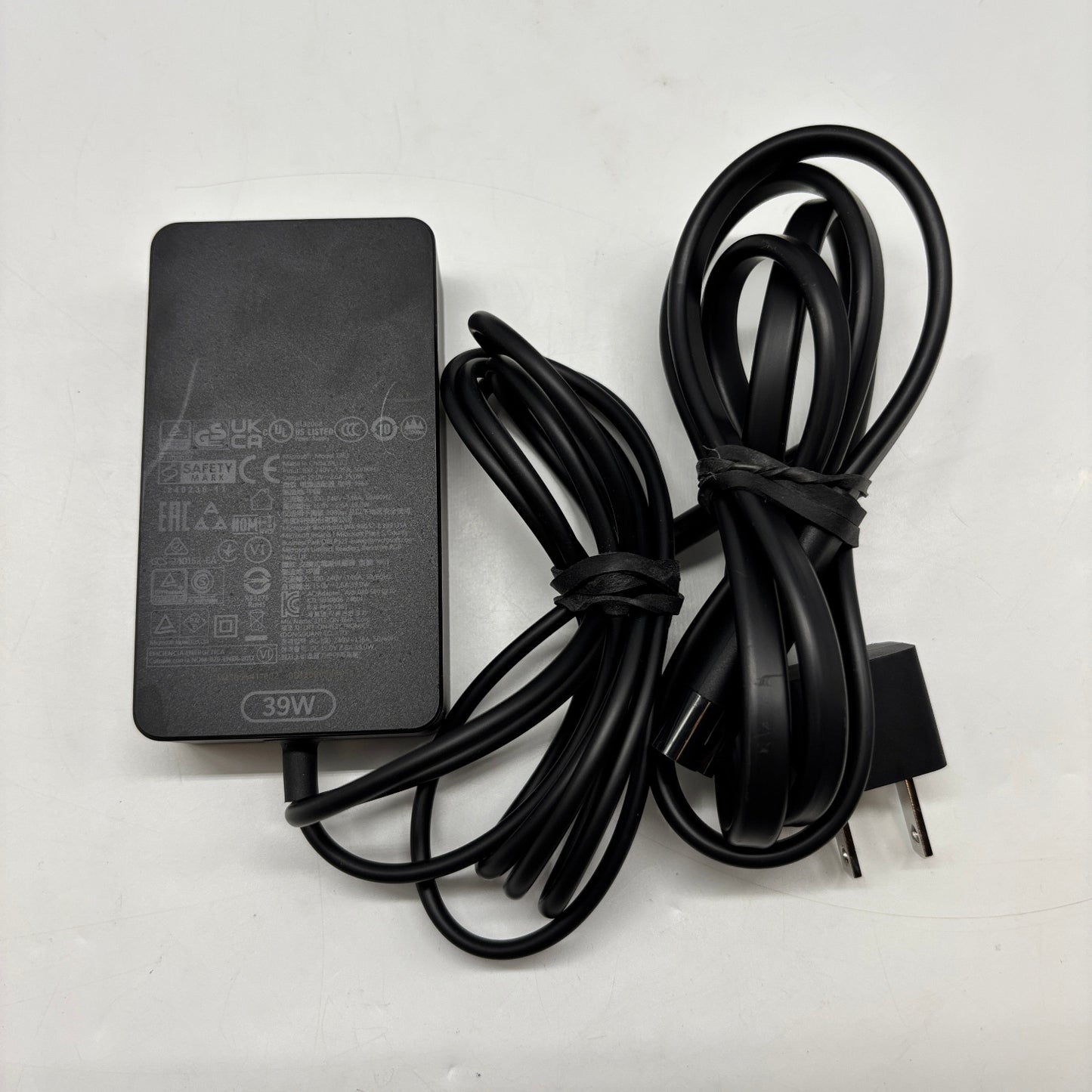 Microsoft Surface Laptop 4 1950 13.5" i7-1185G7 3.0GHz 16GB RAM 512GB SSD