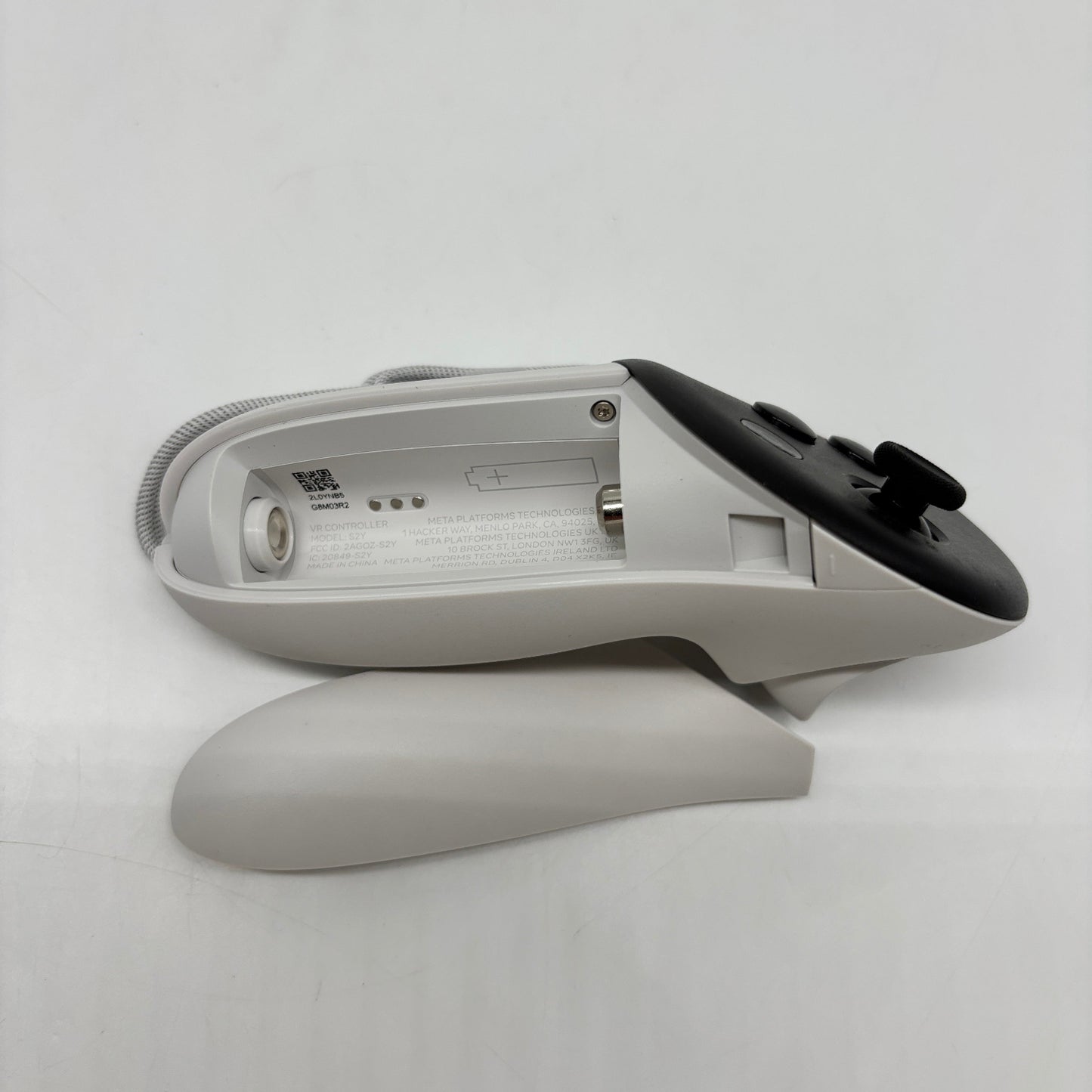 Meta Quest 3S 128GB Standalone All-in-One VR Headset P97