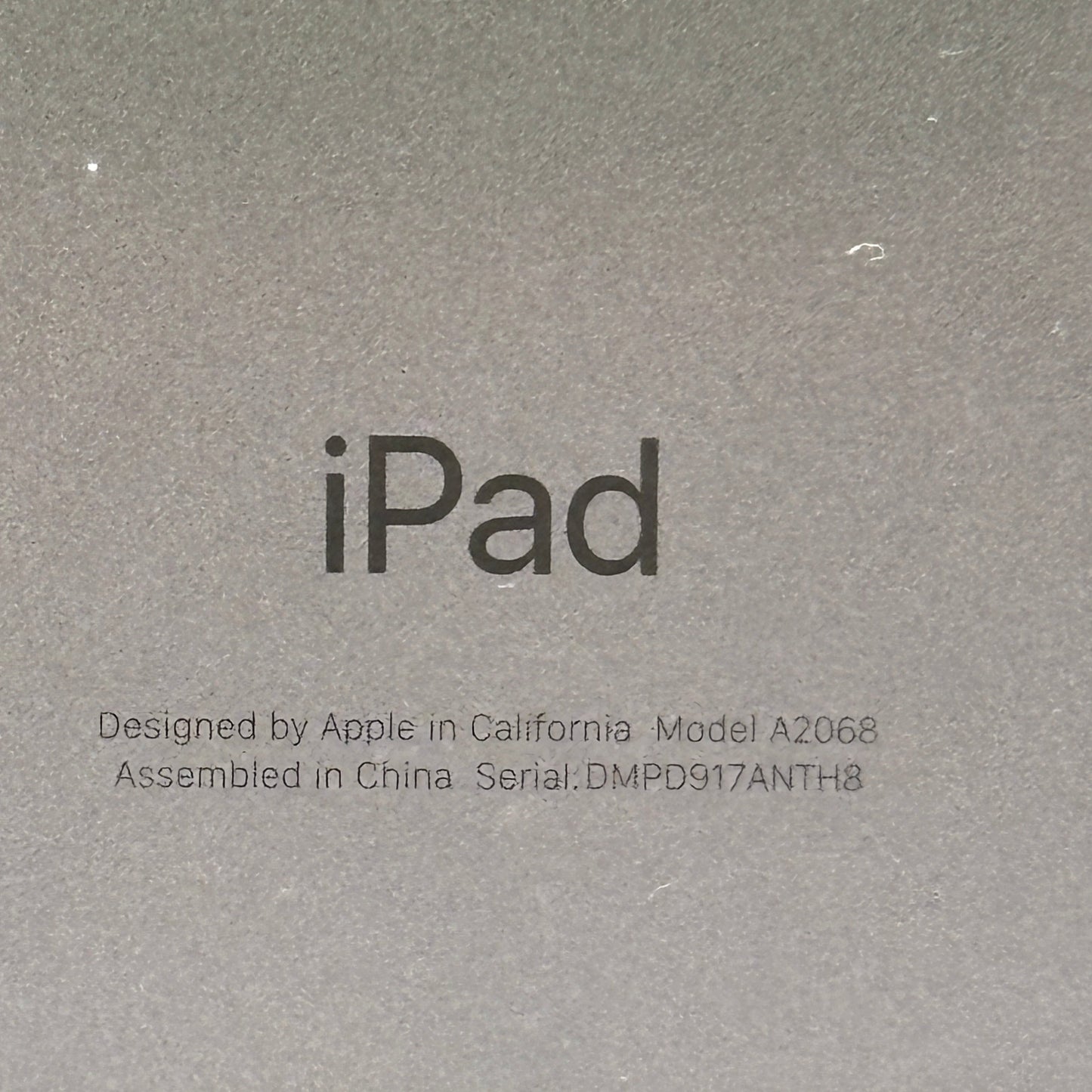 Unlocked Apple iPad Pro 11" 2nd Gen 256GB Space gray MXEW2LL/A