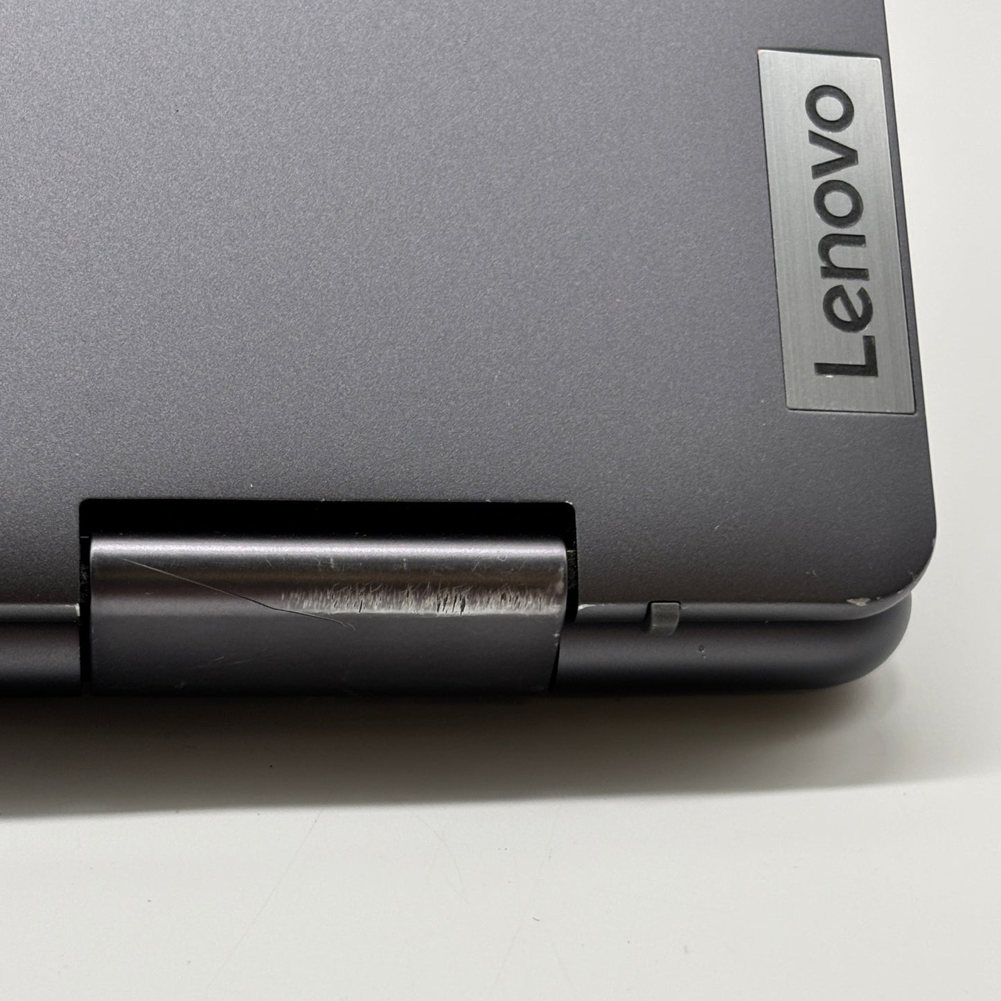 Lenovo Yoga 7i 14" i5-1235U 1.3GHz 8GB RAM 512GB SSD