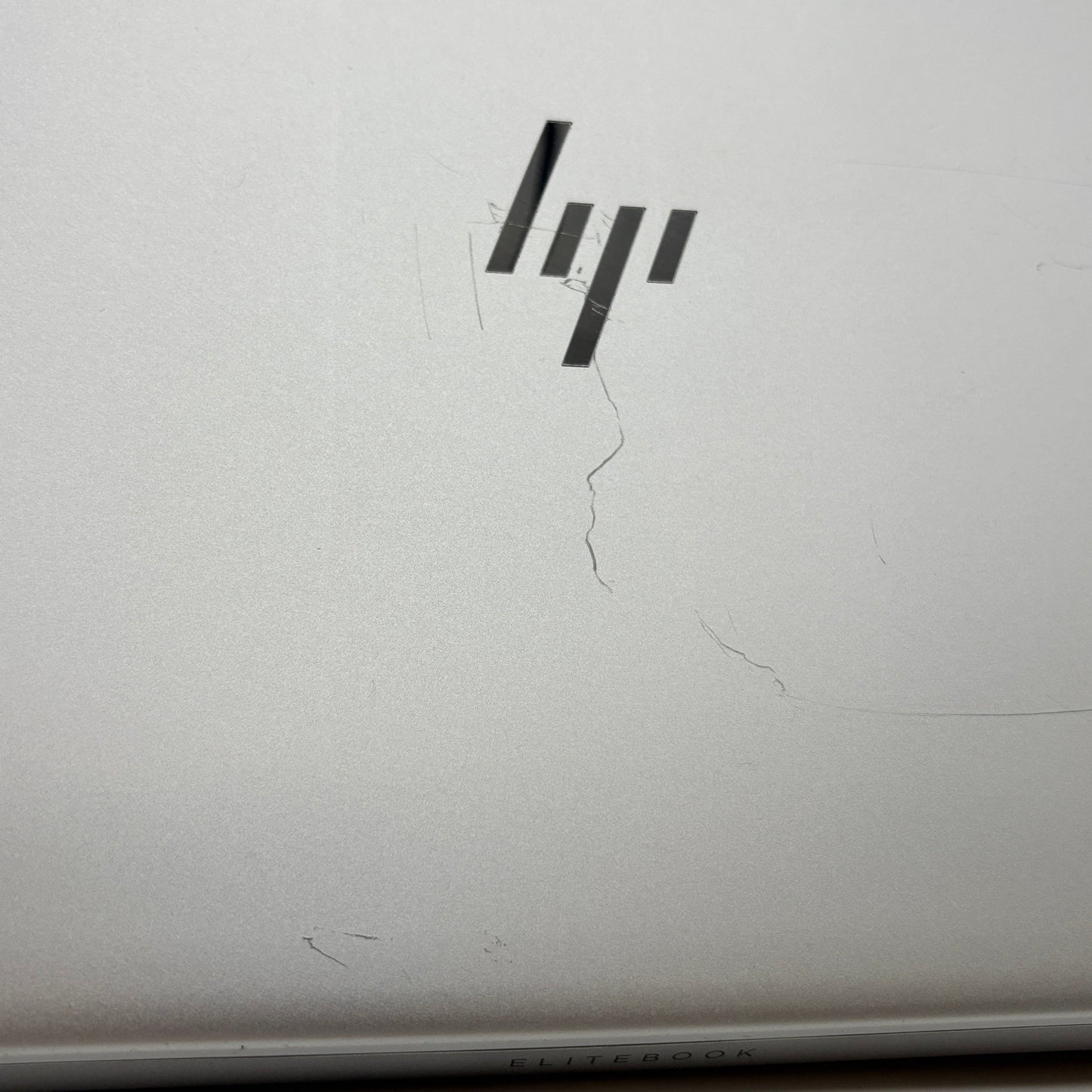 HP Elitebook 830 G6 AX200GNW 13.3" i7-8665U 2.1GHz 16GB RAM 256GB SSD