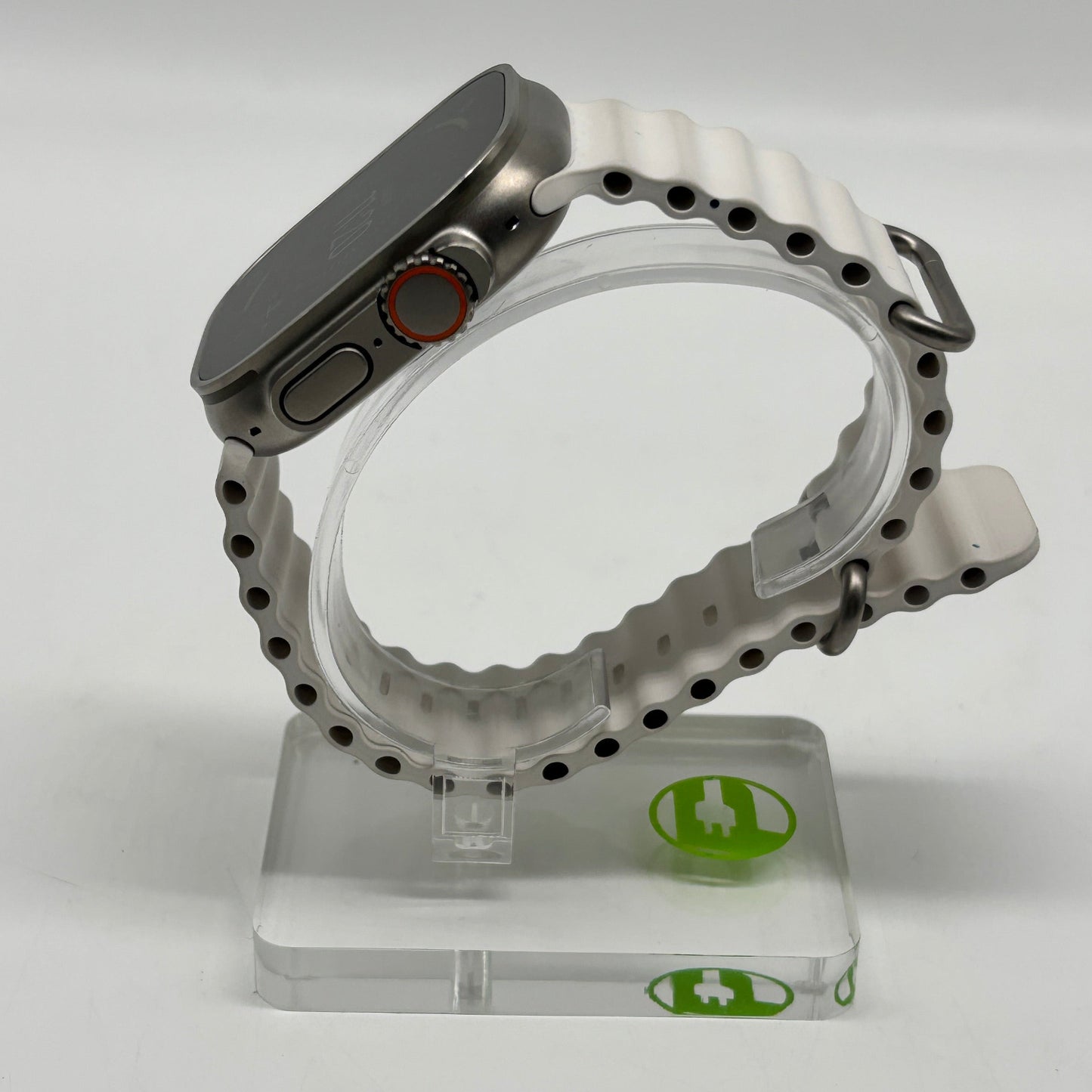 Unlocked Apple Watch Ultra 49MM Natural Titanium White Magnetic Link MNH83LL/A