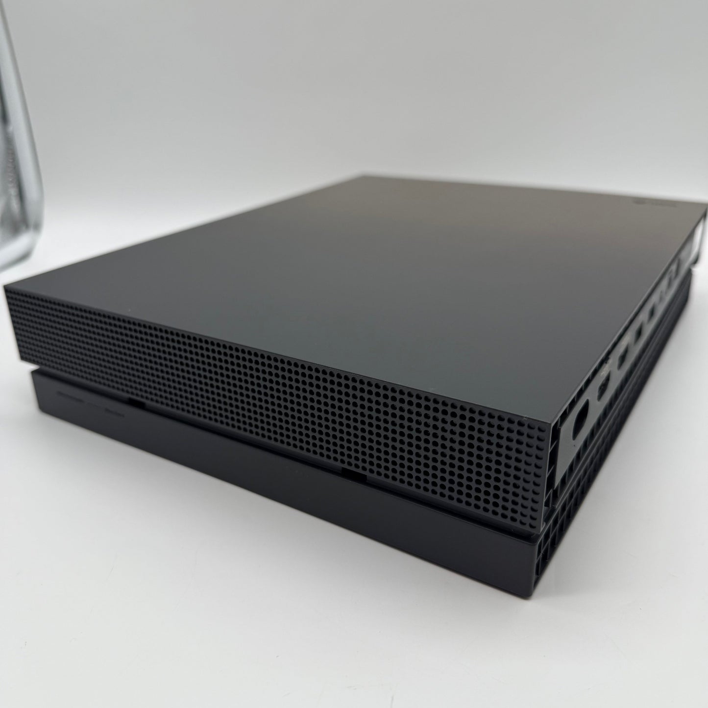 Microsoft Xbox One X 1TB Console Gaming System Battlefield V Gold Rush 1787