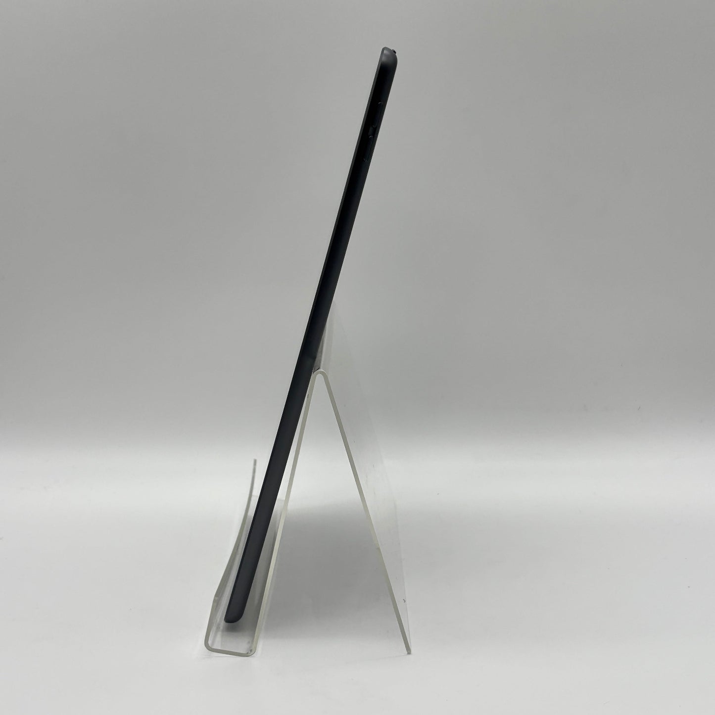 WiFi Only Apple iPad 8th Gen 32GB SPACE GRAY MYL92LL/A