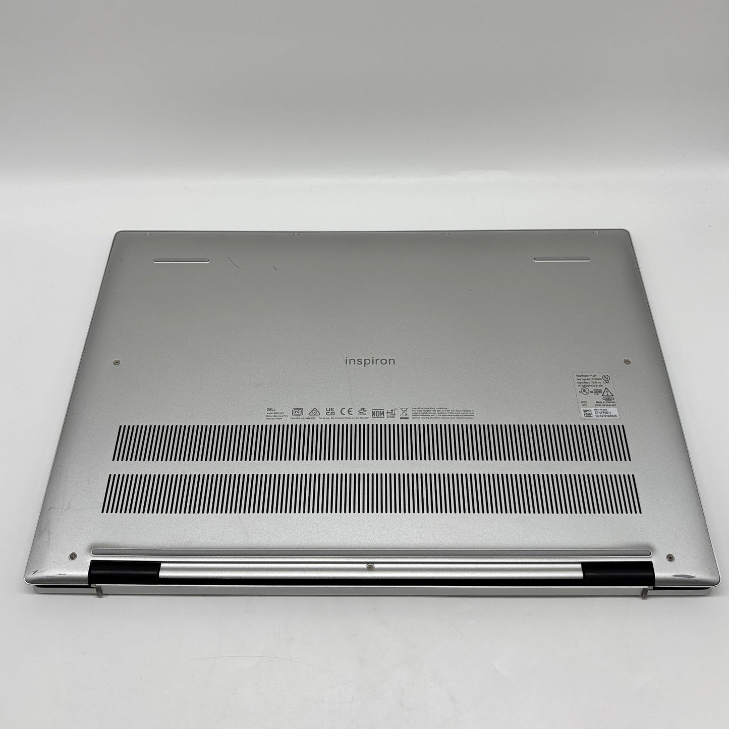 Dell Inspiron 16 5635 P125F 16" AMD Ryzen 5 7000 Series 2.0GHz 16GB RAM 512GB