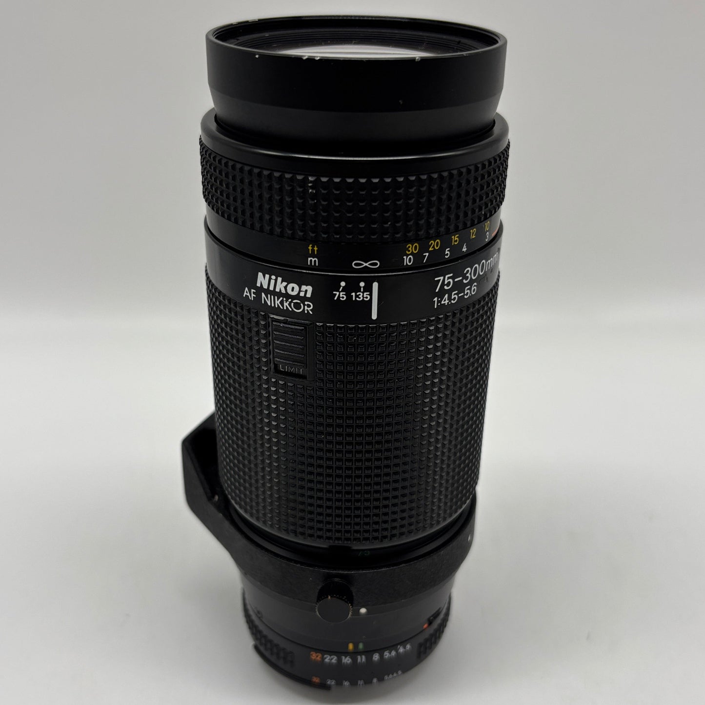 Nikon AF NIKKOR 70-300mm f/4.5-5.6