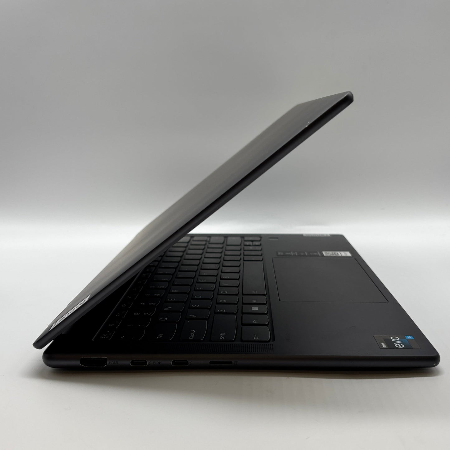 Lenovo Yoga 7i 14" i5-1235U 1.3GHz 8GB RAM 512GB SSD