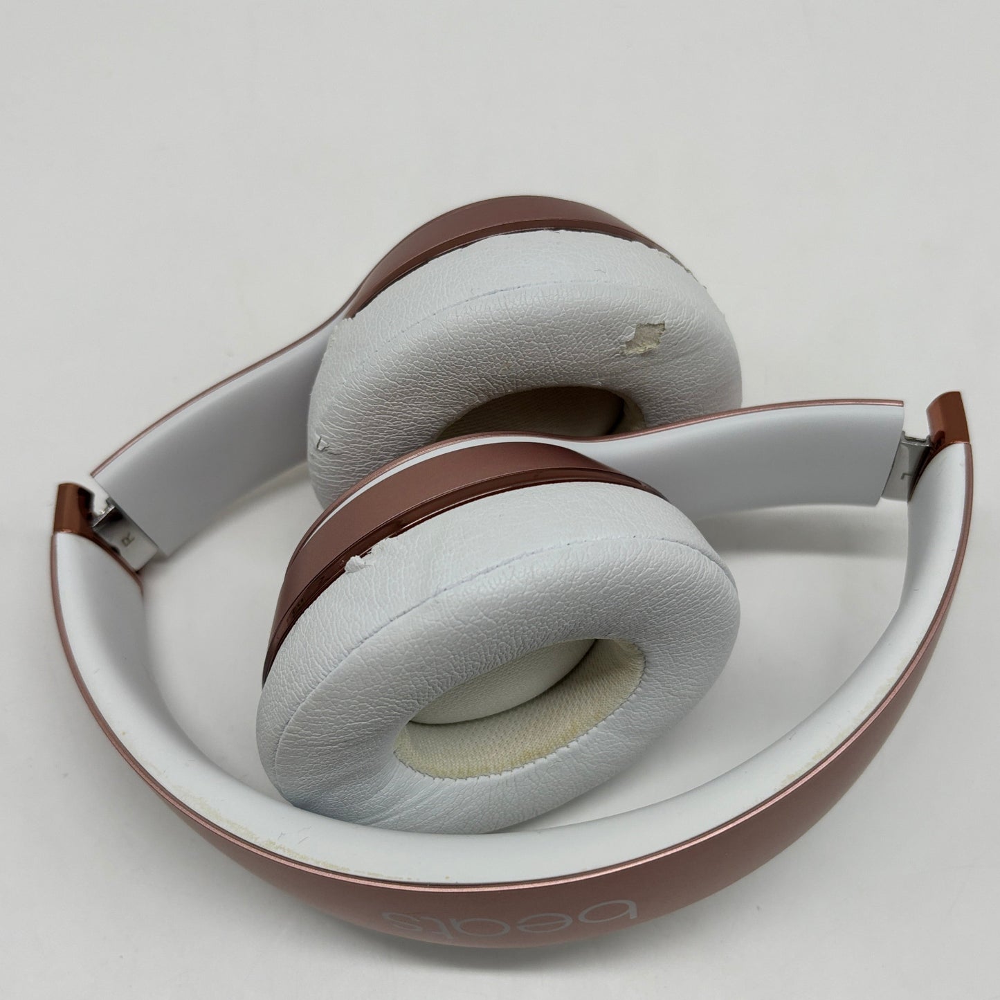 Beats Solo3 Wireless On-Ear Bluetooth Headphones Cloud Pink A1796