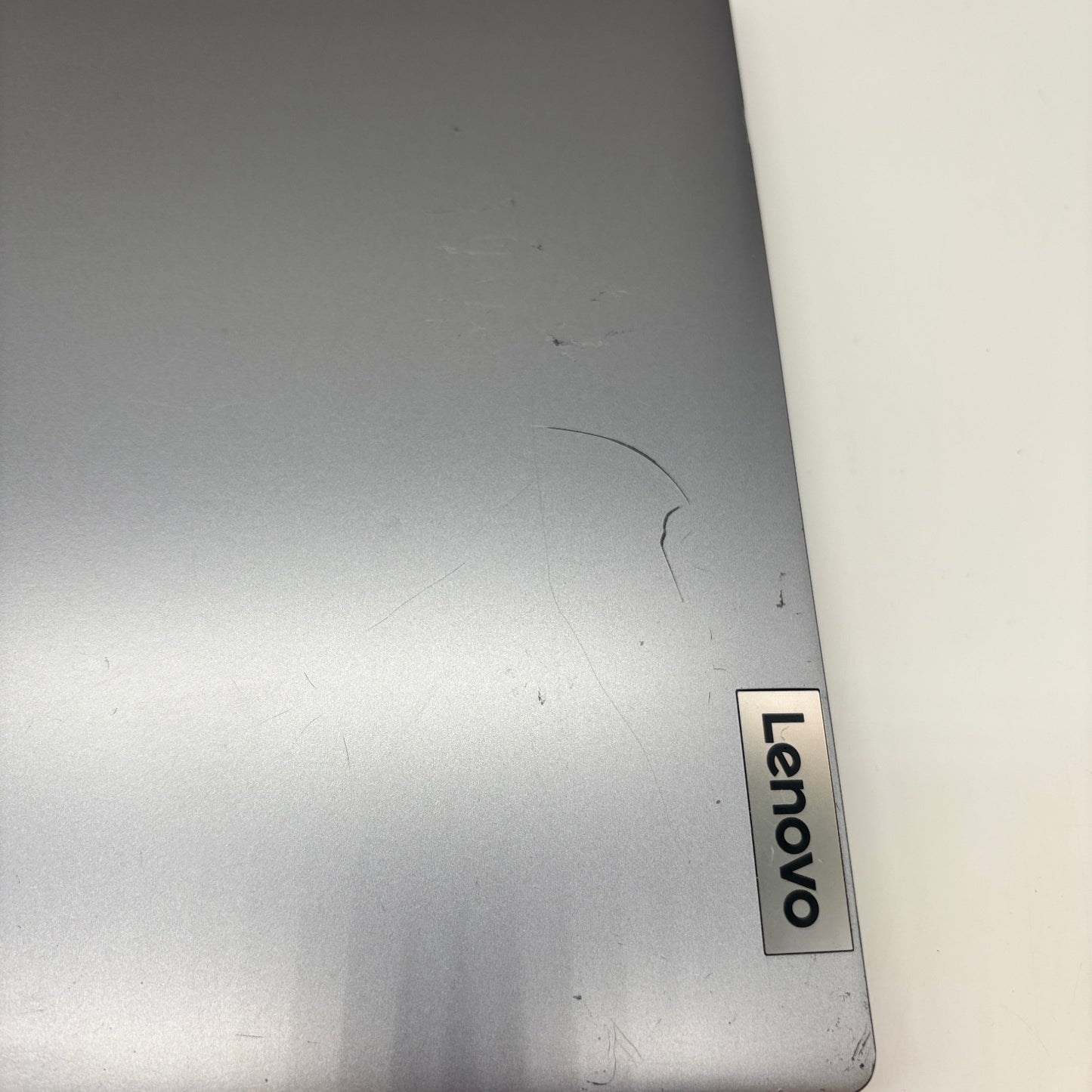 Lenovo IdeaPad Slim 3 15IRU9 15.6" 5 120U 1.4GHz 8GB RAM 256GB SSD