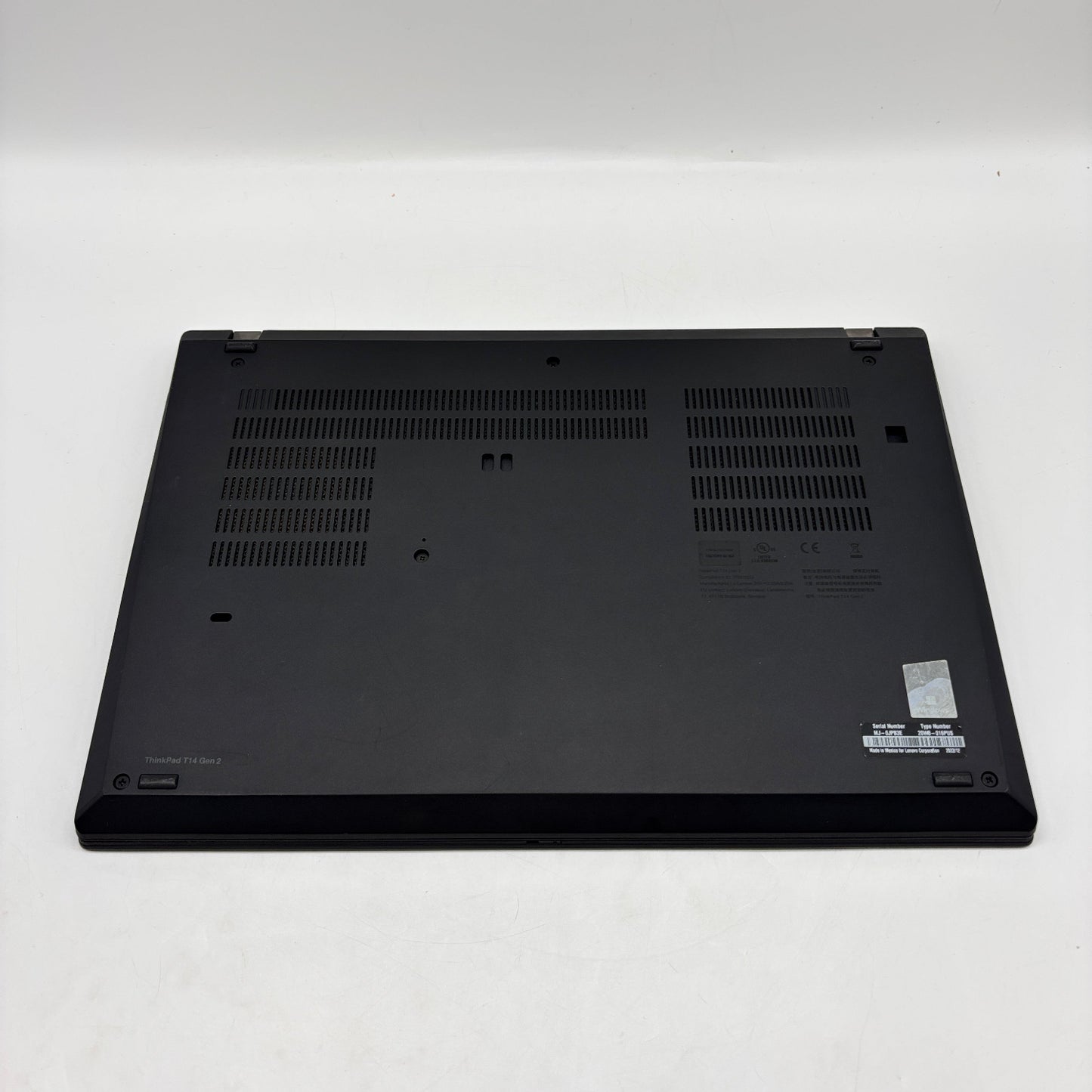 Lenovo ThinkPad T14 Gen 2 20W0016PUS 14" i5-1145G7 2.6GHz 16GB RAM 512GB SSD