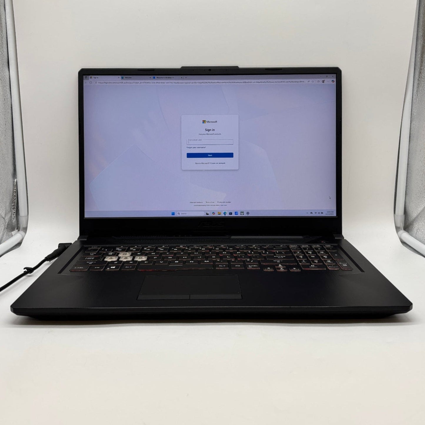 Broken Asus TUF F17 FX706H 17" i5-11260H  16GB RAM 512GB SSD RTX 3050 - Bad Batt