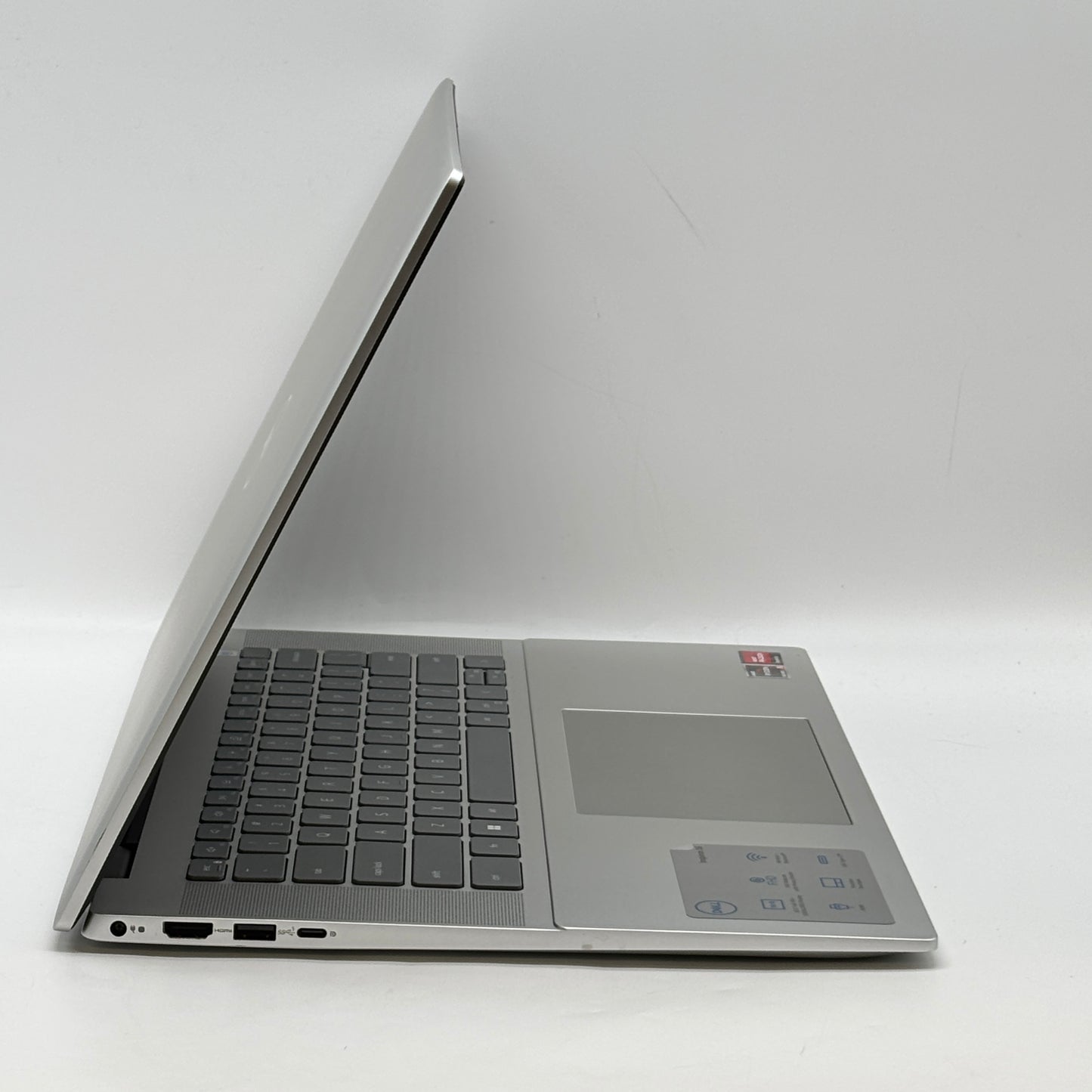 Dell Inspiron 16 5635 16" Ryzen 5 7530U 2.0GHz 8GB RAM 512GB SSD