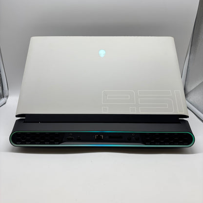 Alienware Area-51m P38E 17.3" i9-9900K 32GB RAM 2TB SSD/HDD Geforce RTX 2070