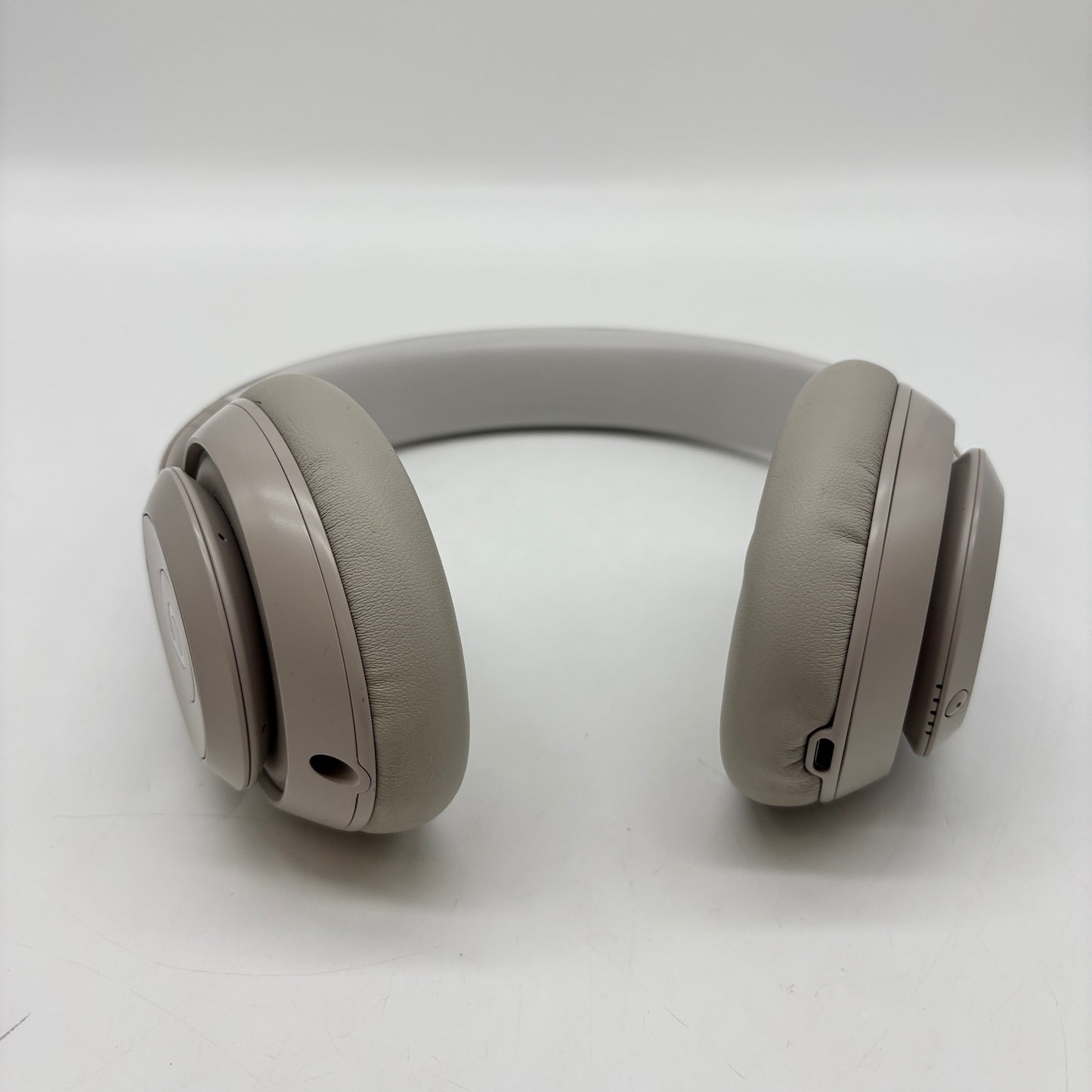 Beats Studio Pro Wireless Over-Ear Bluetooth Headphones Cream A2924