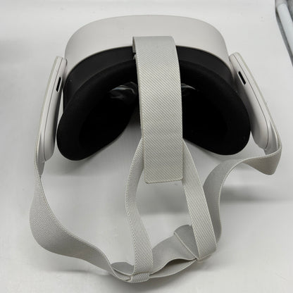 Meta Quest 3S 128GB Standalone All-in-One VR Headset P97