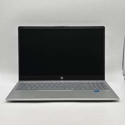 HP Laptop 15-fd0027st 15.6" i3-N305 1.8GHz 8GB RAM 256GB SSD