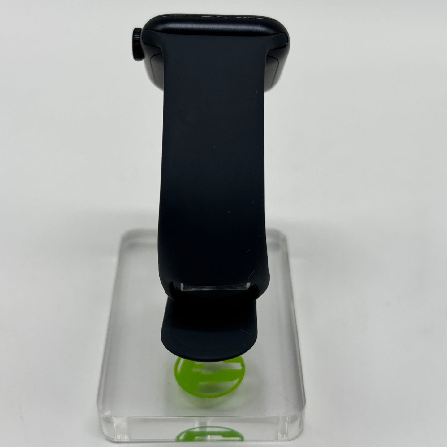 GPS Only Apple Watch SE 3rd Gen 40MM Aluminum Midnight Sport Band MEH94LW/A