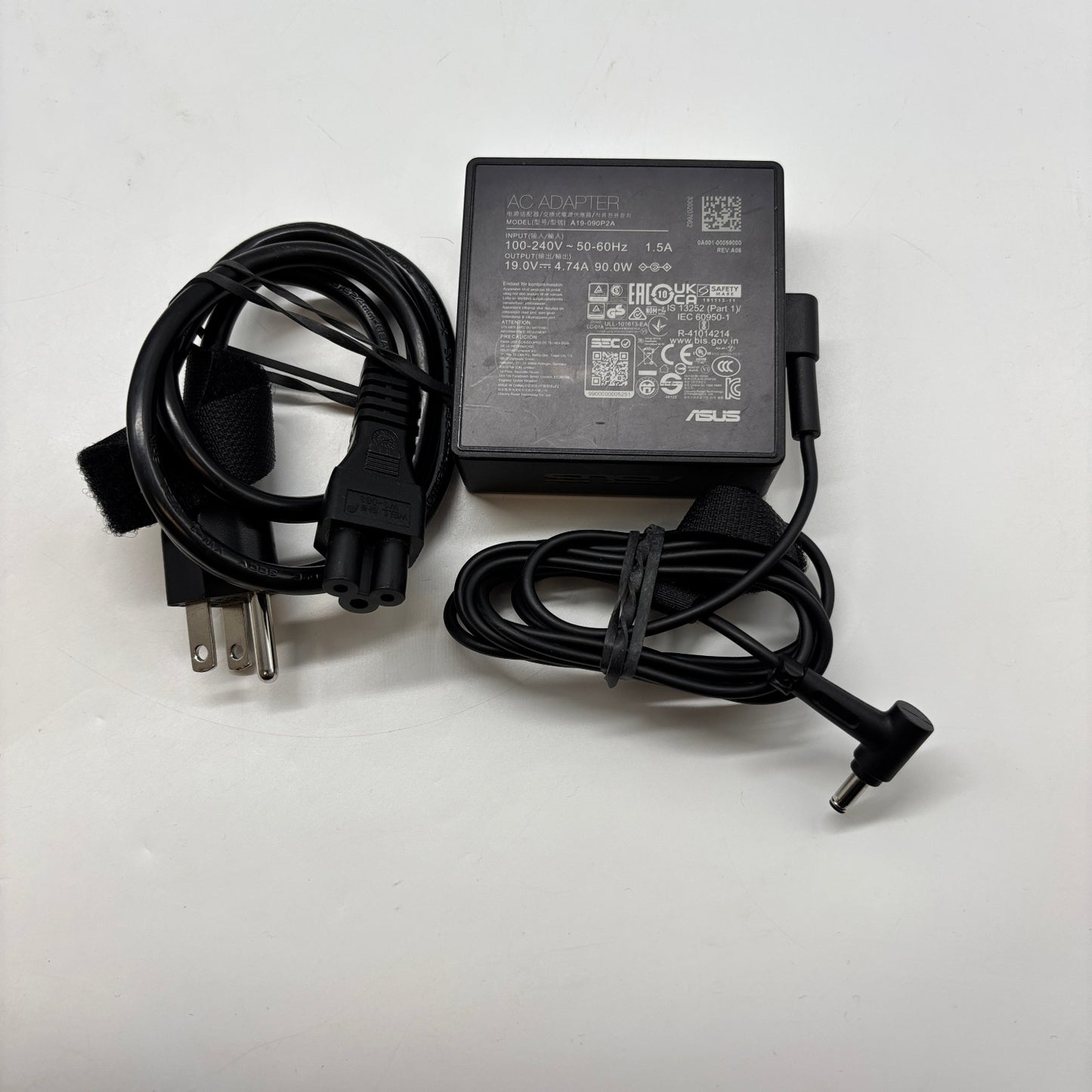 Asus Vivobook M1603Q 16" Ryzen 7 5800HS 3.2GHz 12GB RAM 512GB SSD