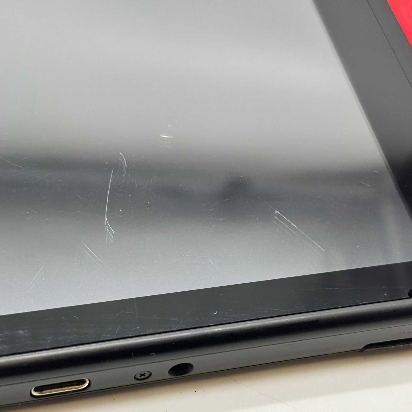 Nintendo Switch v2 Video Game Console HAC-001(-01) Red