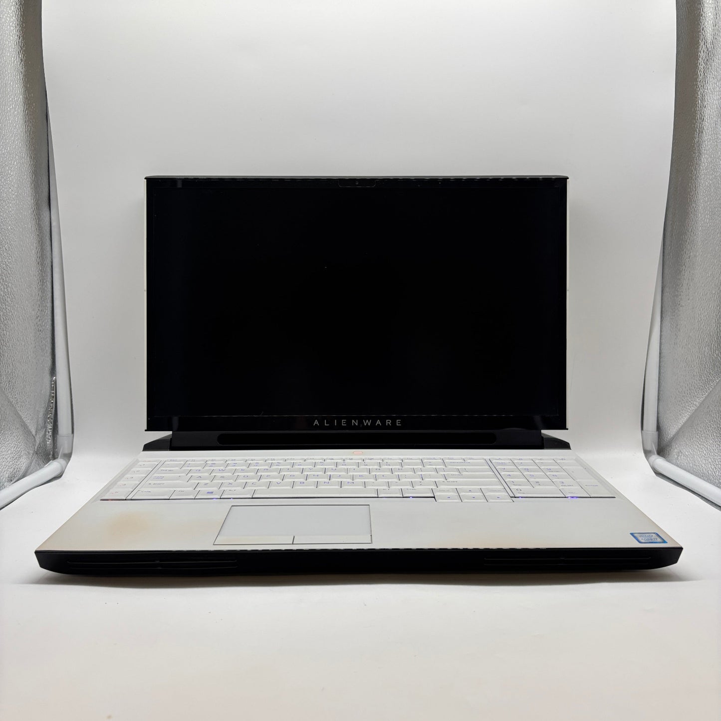 Alienware Area-51m P38E 17.3" i9-9900K 32GB RAM 2TB SSD/HDD Geforce RTX 2070