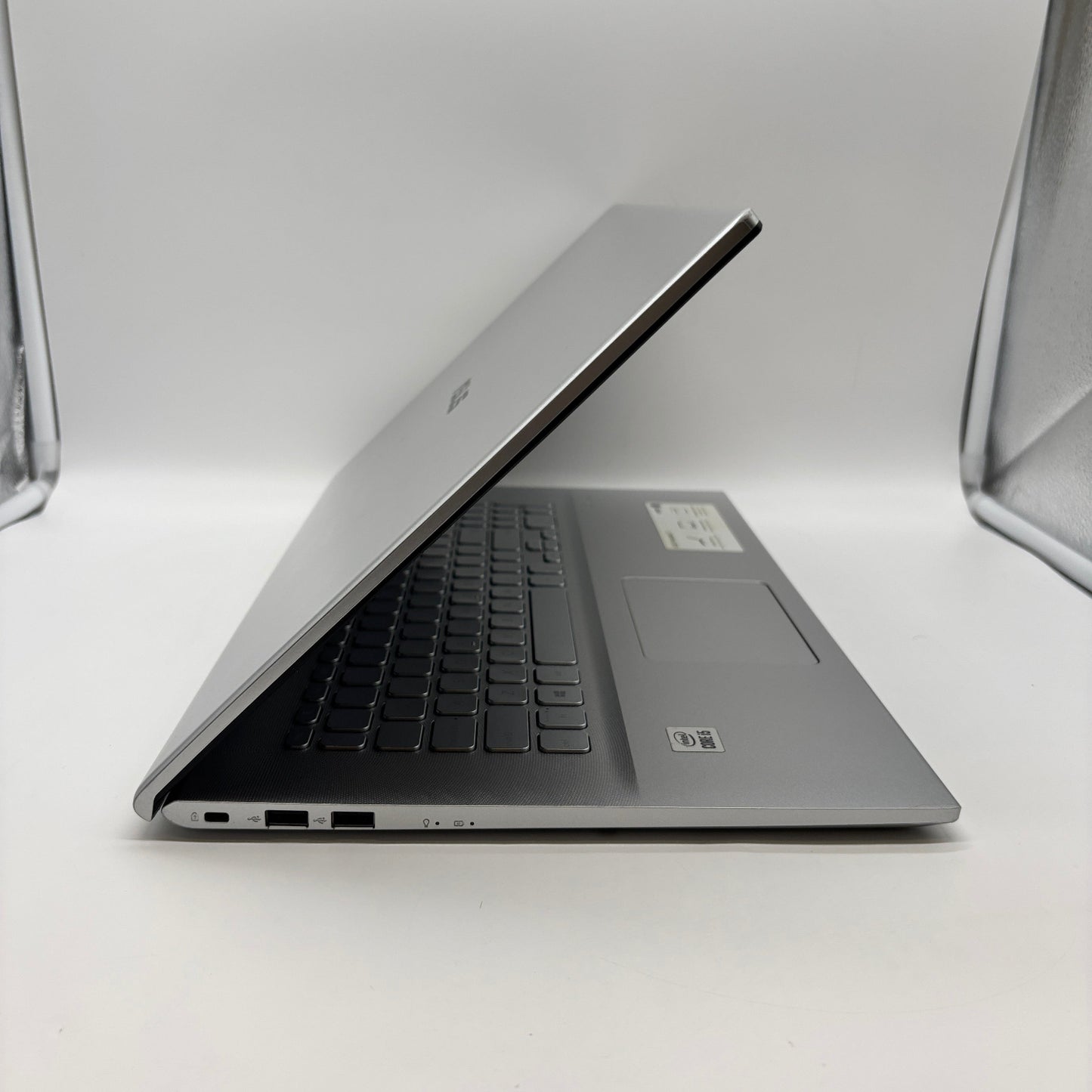 Asus VivoBook 17 X712J 17.3" i5-1035G1 1.1GHz 12GB RAM 1TB SSD