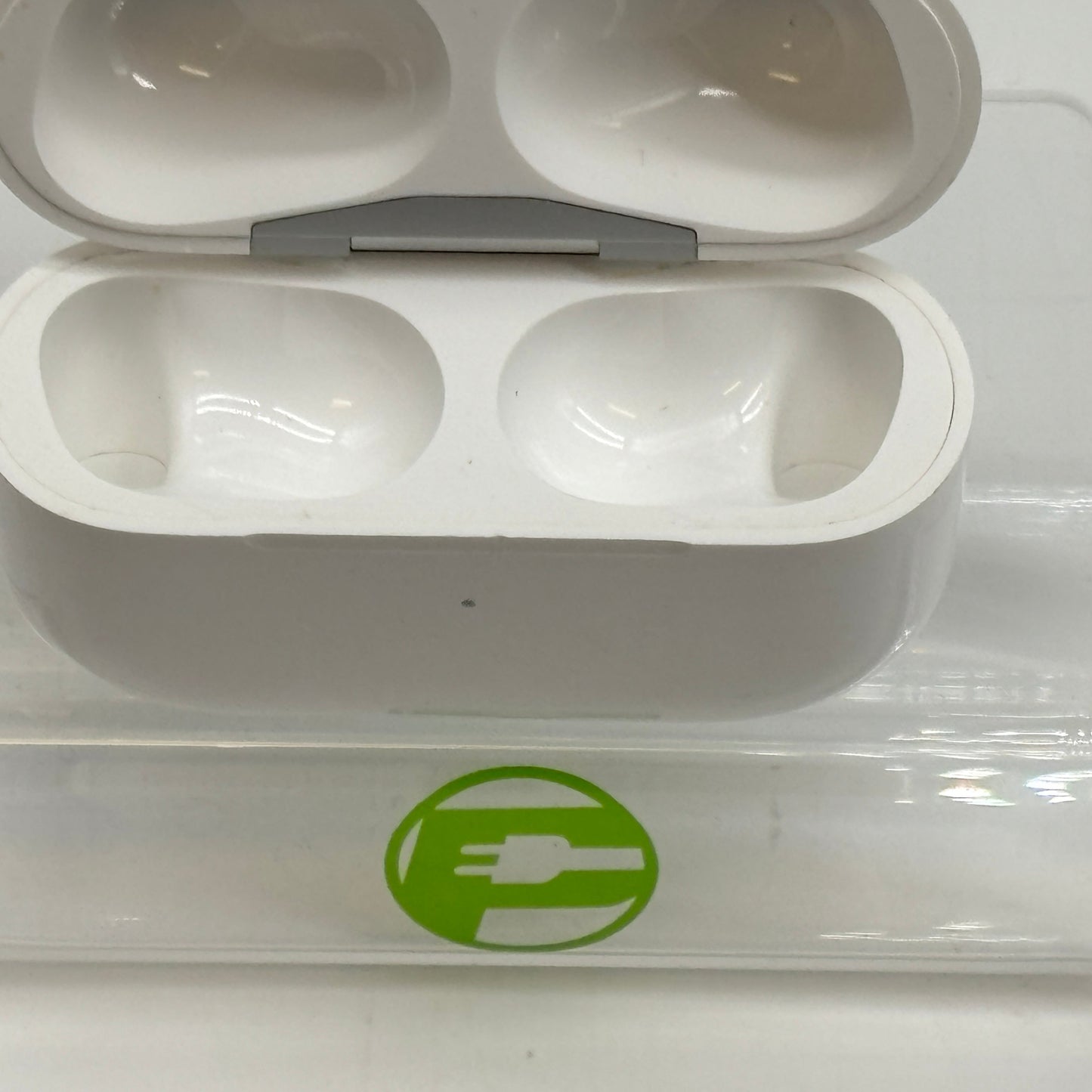 Apple AirPods Pro 1st Gen with Charging Case A2084 A2083 A2190