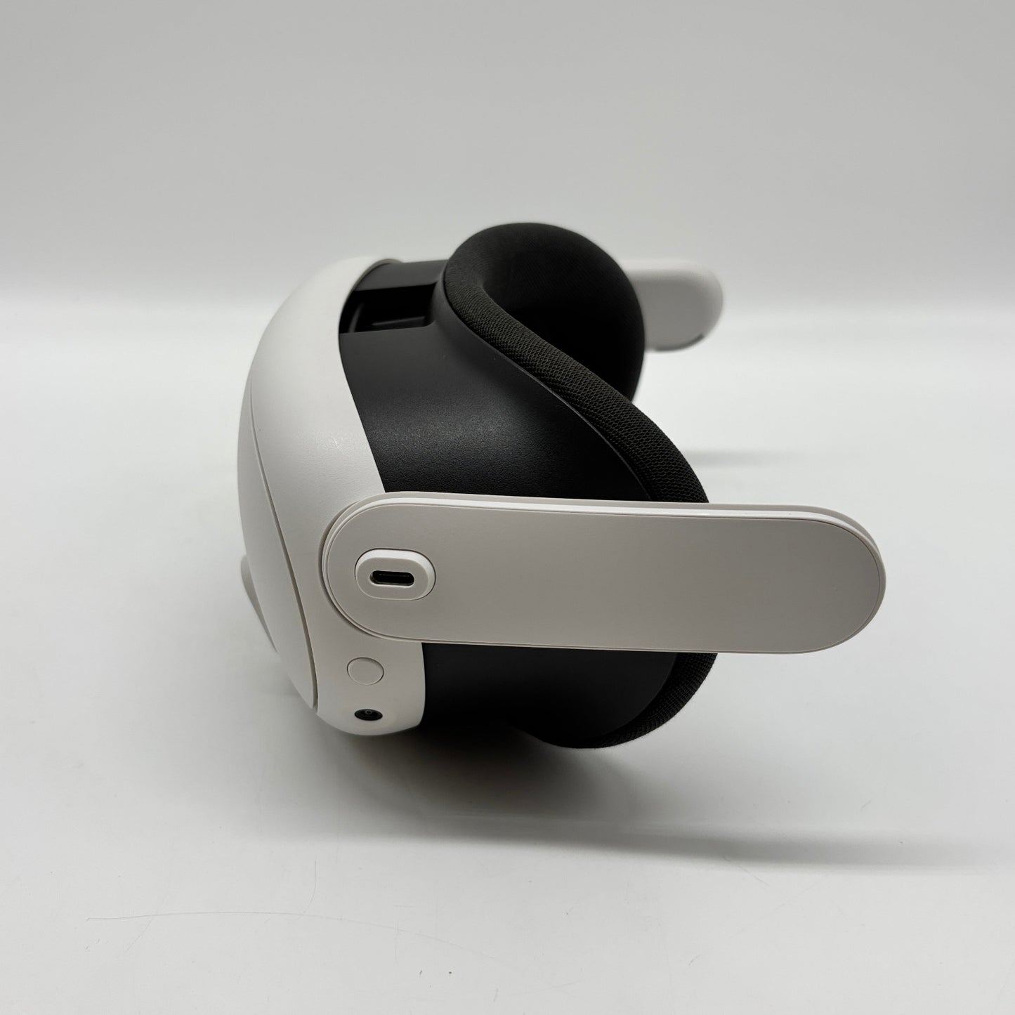 Broken Meta Quest 3 128GB Standalone All-in-One VR Headset S3A - Boot Loop/No Head Strap