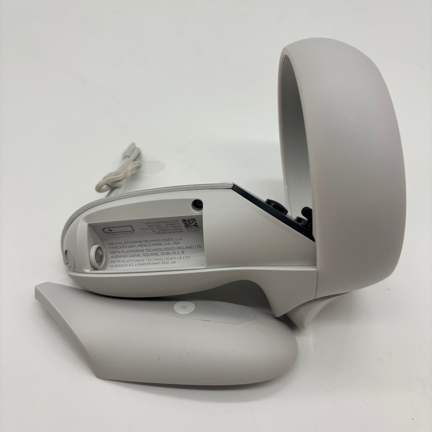 Meta Quest 2 128GB Standalone All-in-One VR Headset KW49CM