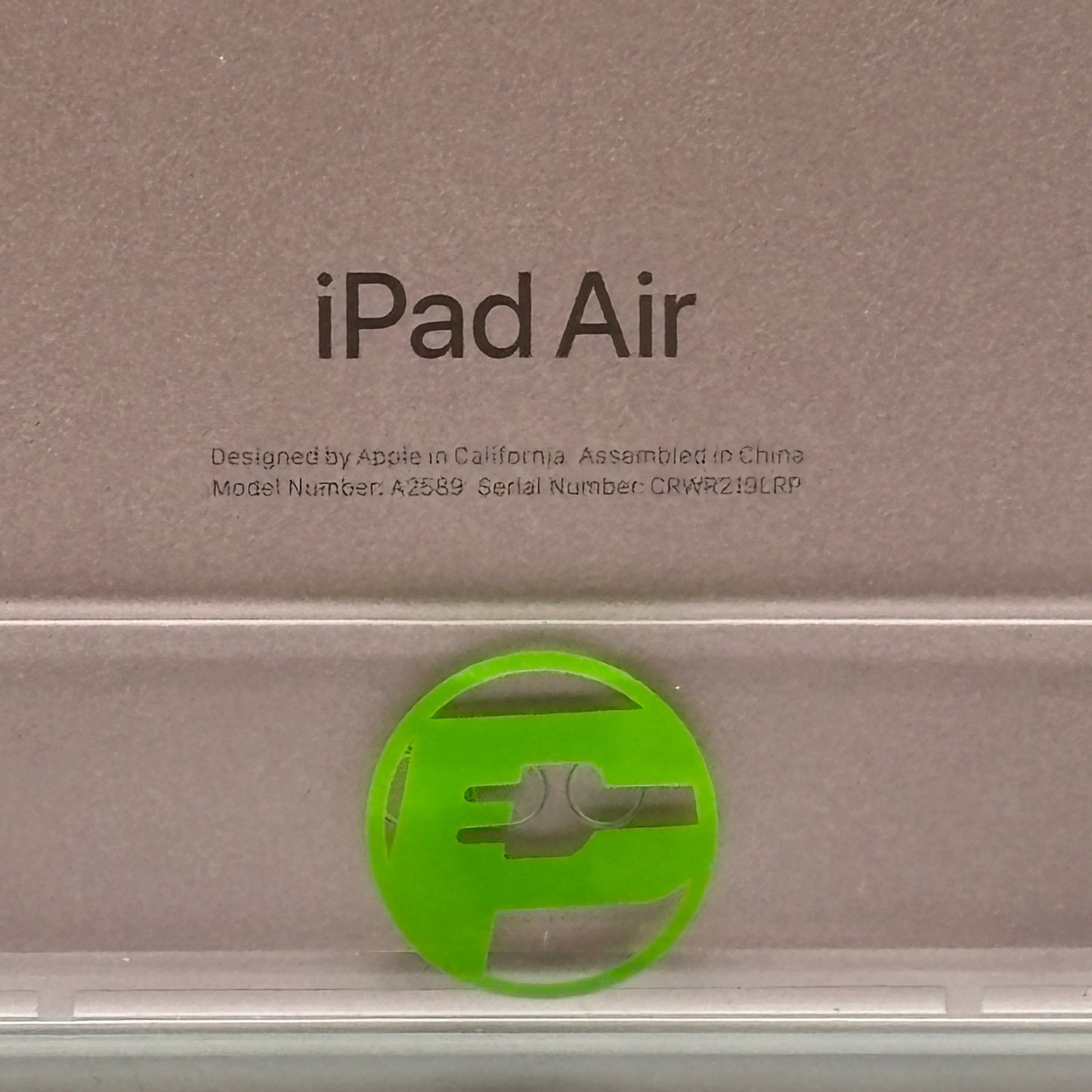 Unlocked Apple iPad Air 5th Gen 64GB Pink MM6T3LL/A