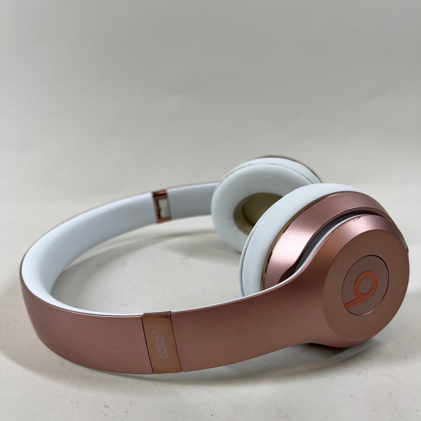 Beats Solo3 Wireless Over-Ear Bluetooth Headphones Rose Gold A1796