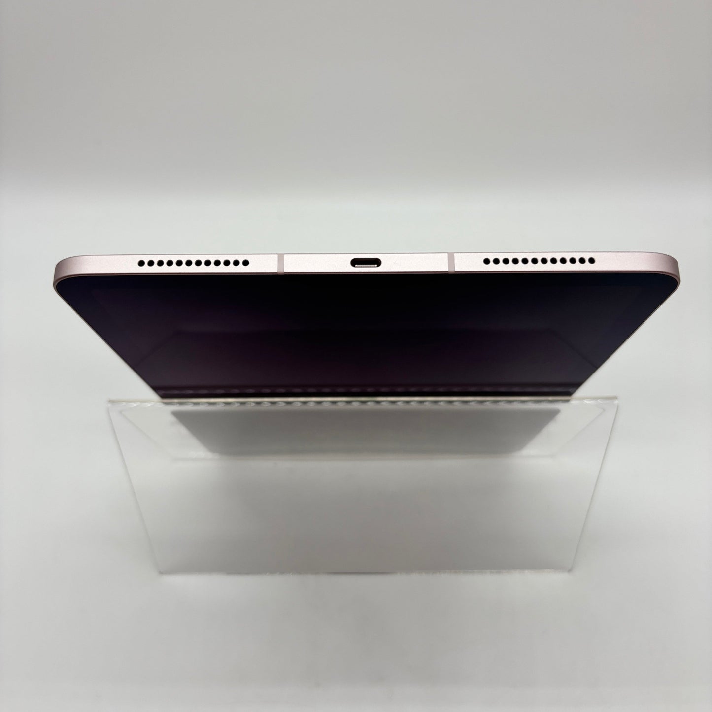 Unlocked Apple iPad Air 5th Gen 64GB Pink MM6T3LL/A