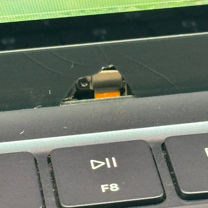 2022 Apple MacBook Air 13.6" M2 8 Core 3.5GHz 8GB RAM 256GB SSD - Read