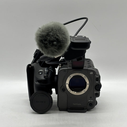 Sony Cinema Line FX6 10.2MP Full Frame Cinema Camera with Sony ECM-VG1 Mic