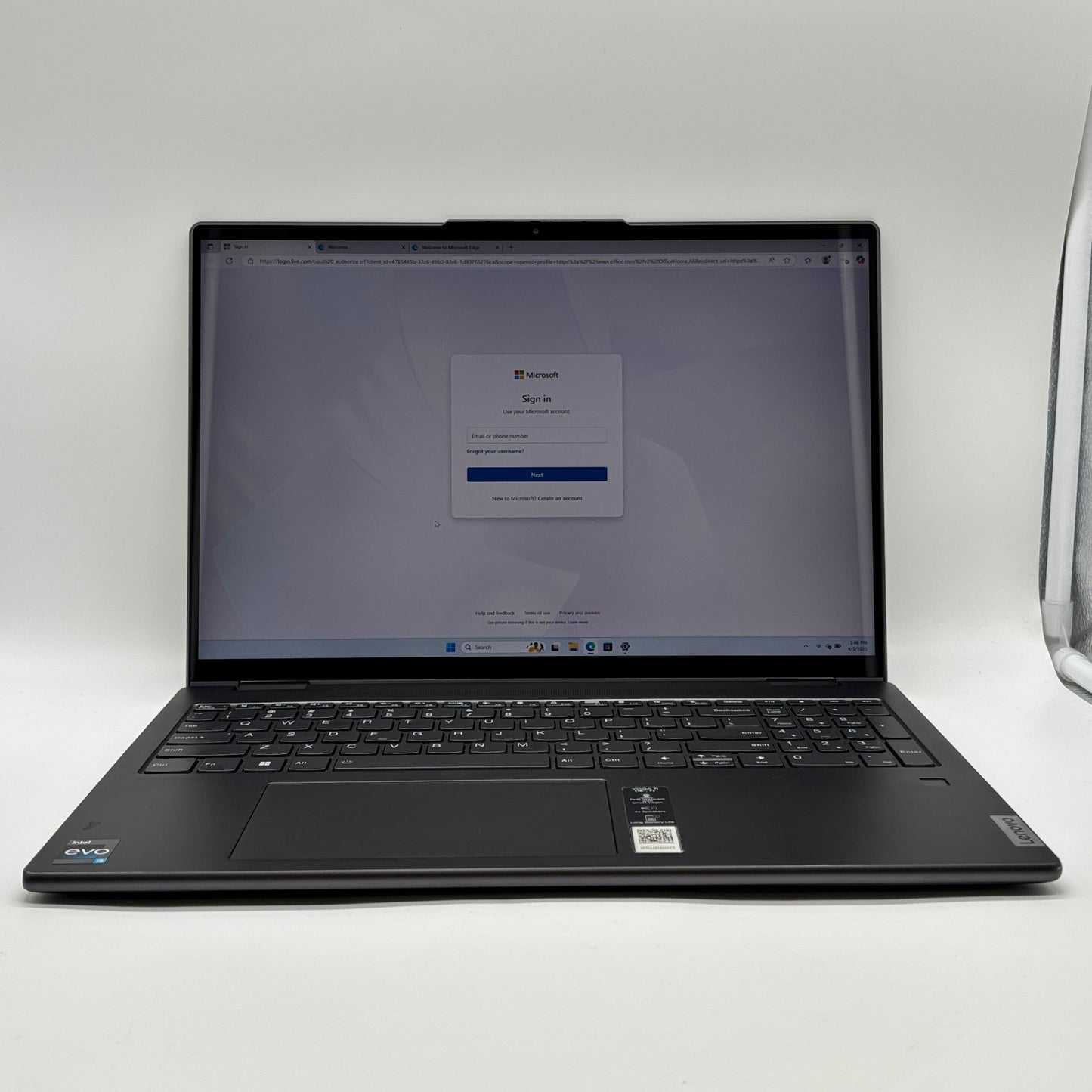 Lenovo Yoga 7 16IAP7 16" i5-1240P 1.7GHz 8GB RAM 512GB SSD
